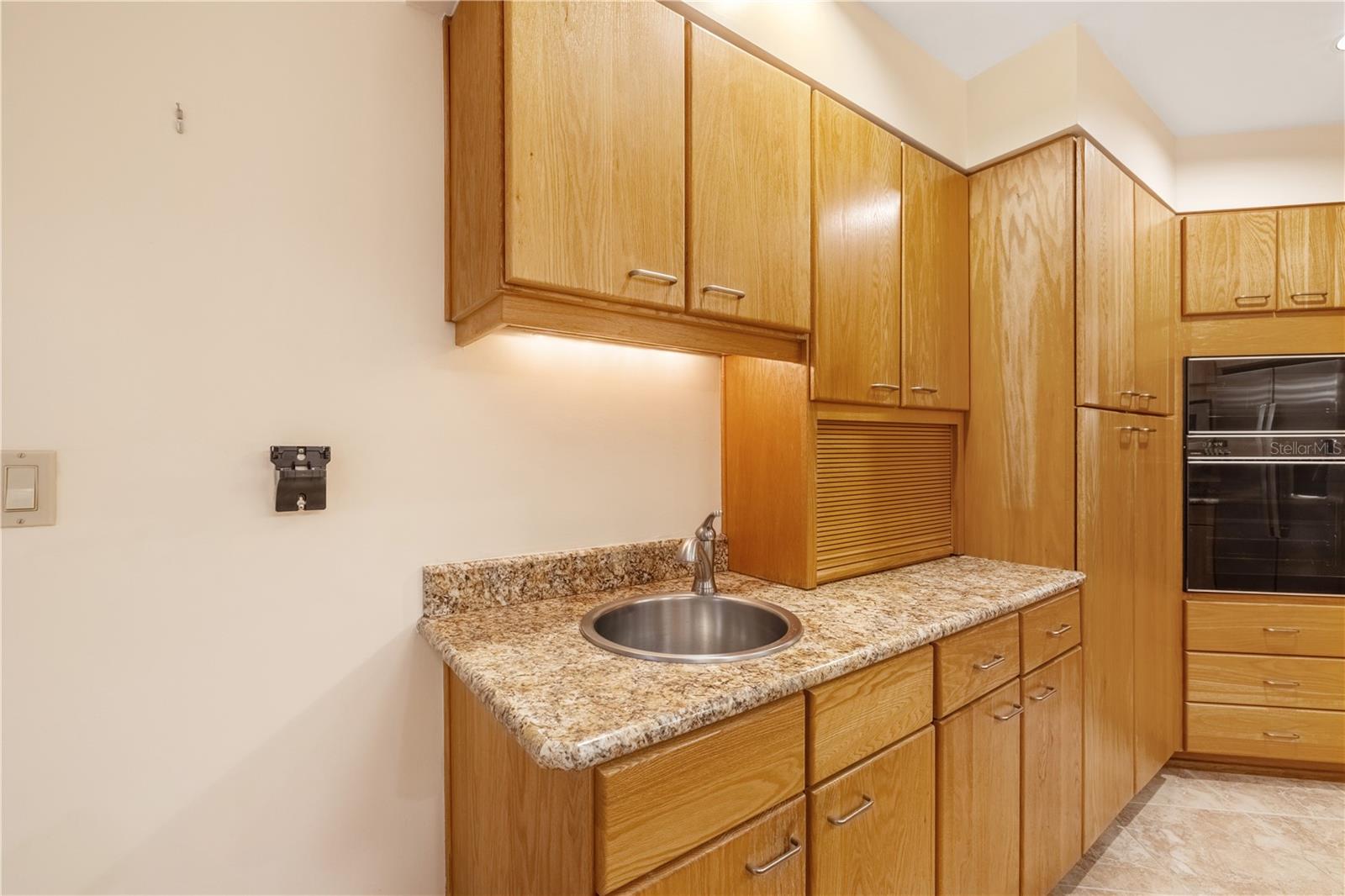 Image 15 of 68 For 1225 23rd Terrace