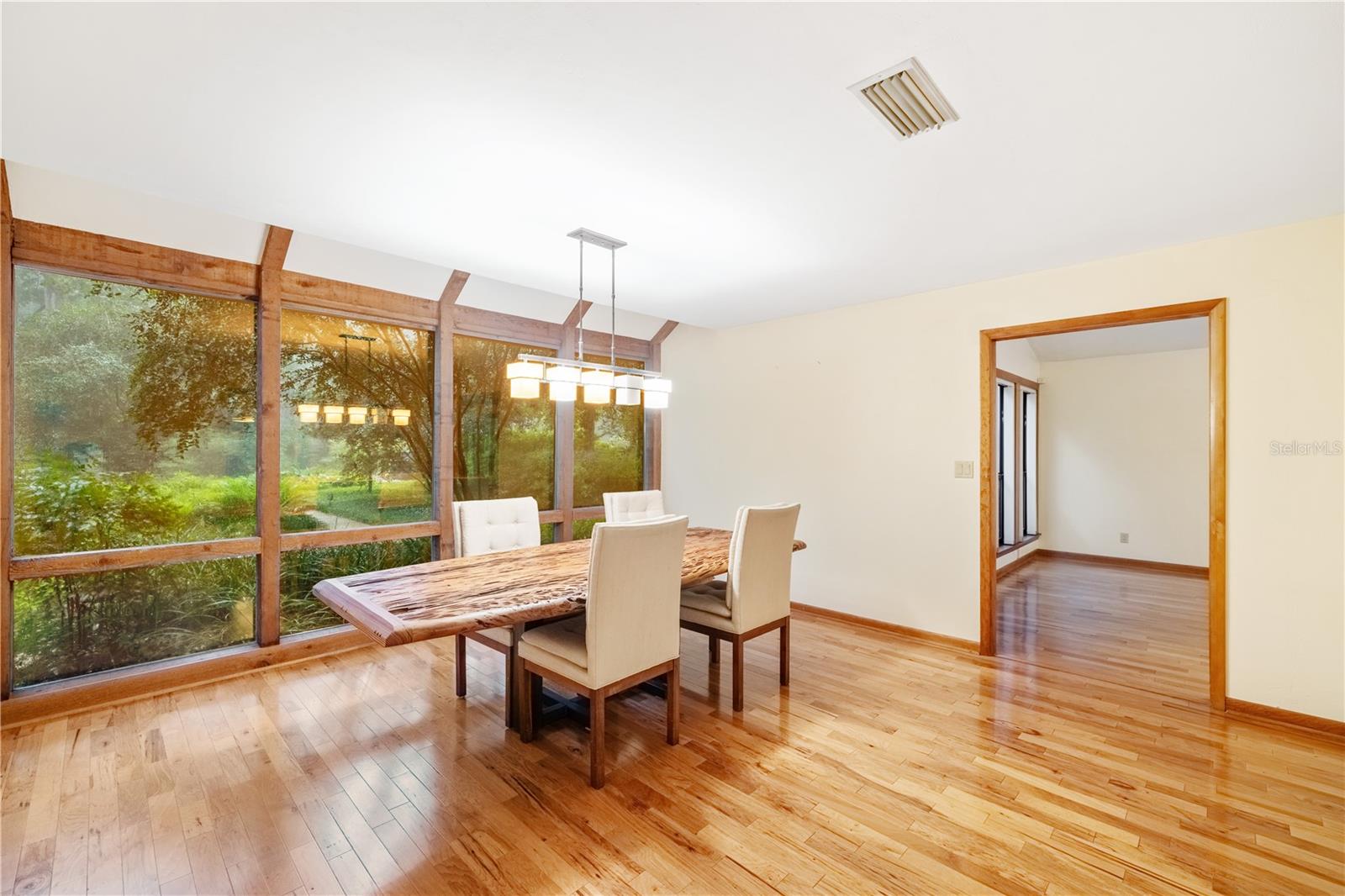 Image 17 of 68 For 1225 23rd Terrace