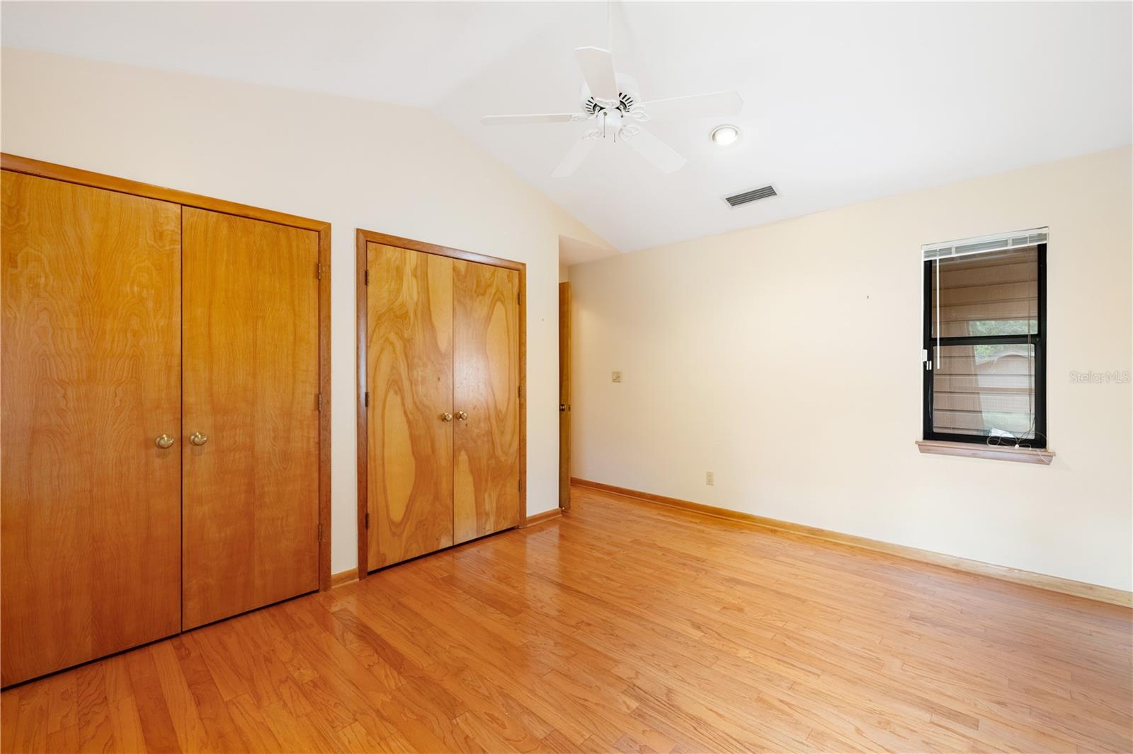 Image 31 of 68 For 1225 23rd Terrace