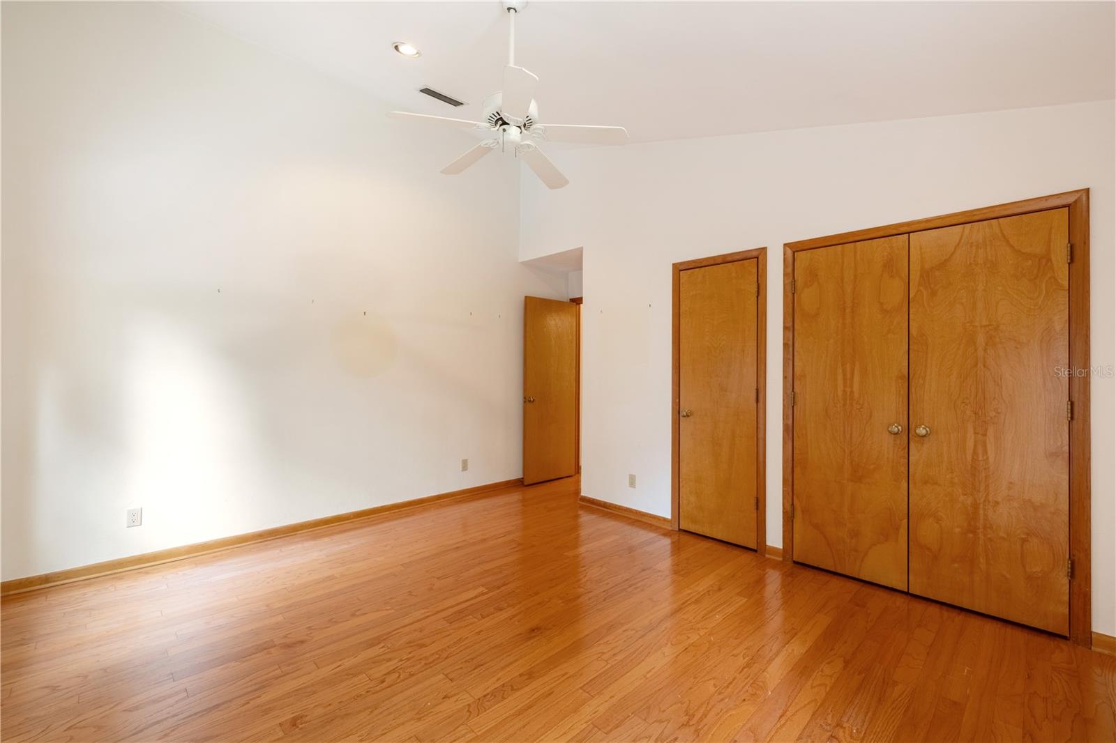 Image 37 of 68 For 1225 23rd Terrace