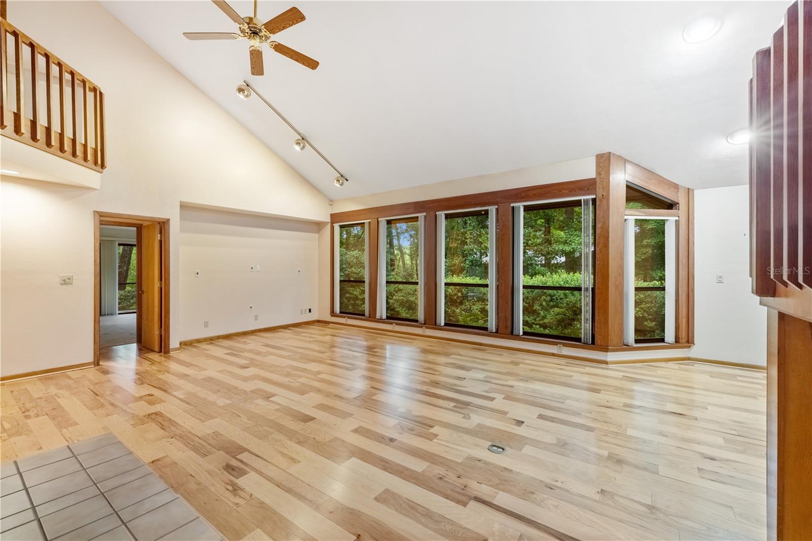 Image 5 of 68 For 1225 23rd Terrace