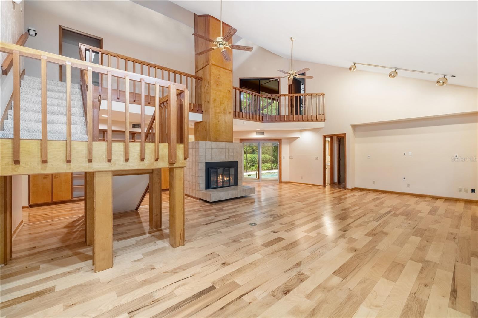 Image 6 of 68 For 1225 23rd Terrace