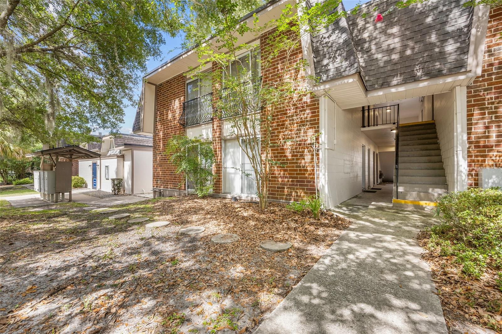 Details for 1700 16th Court E9, GAINESVILLE, FL 32608