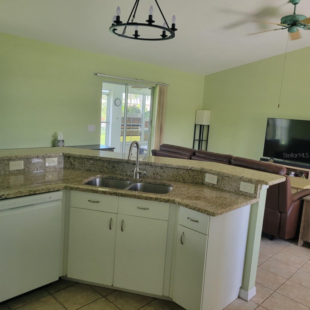 Image 13 of 24 For 4611 Herman Circle