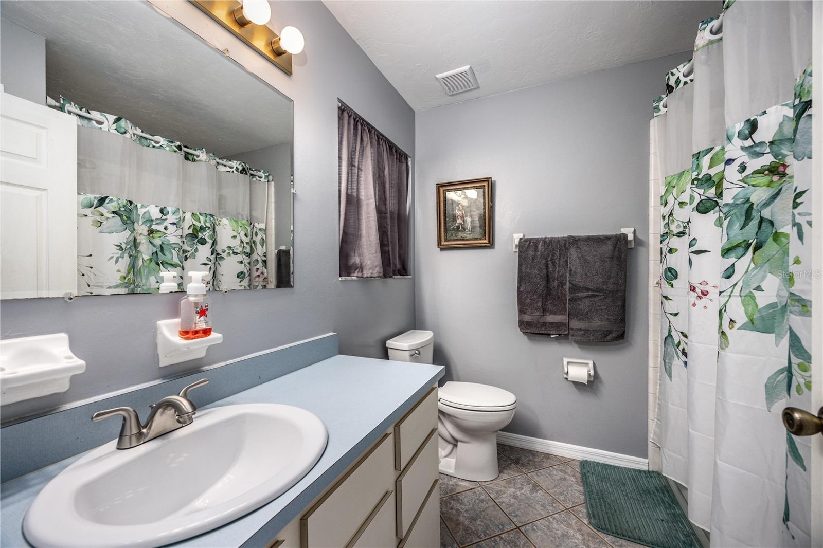 Image 22 of 37 For 25308 17th Avenue