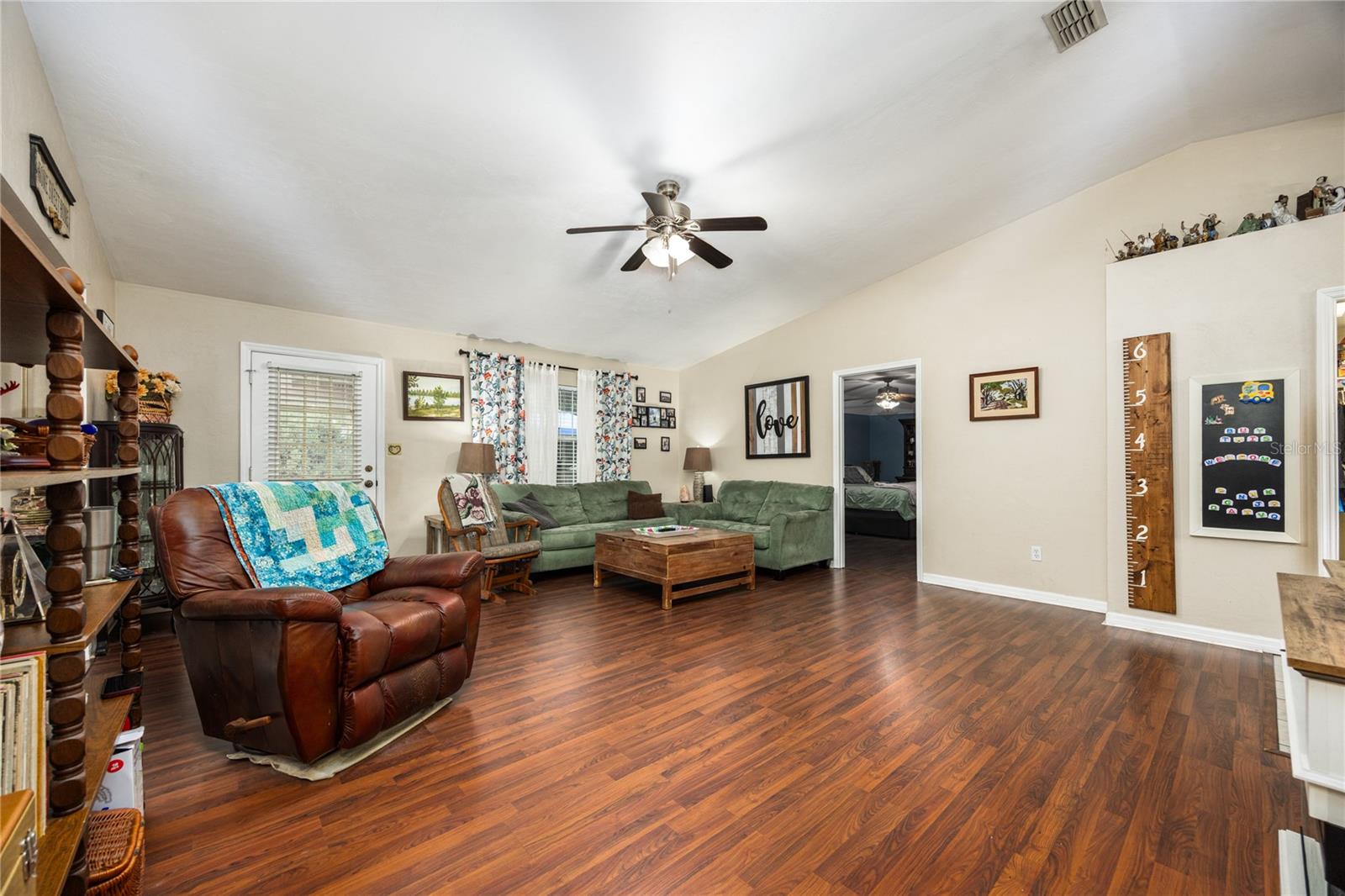 Image 7 of 37 For 25308 17th Avenue