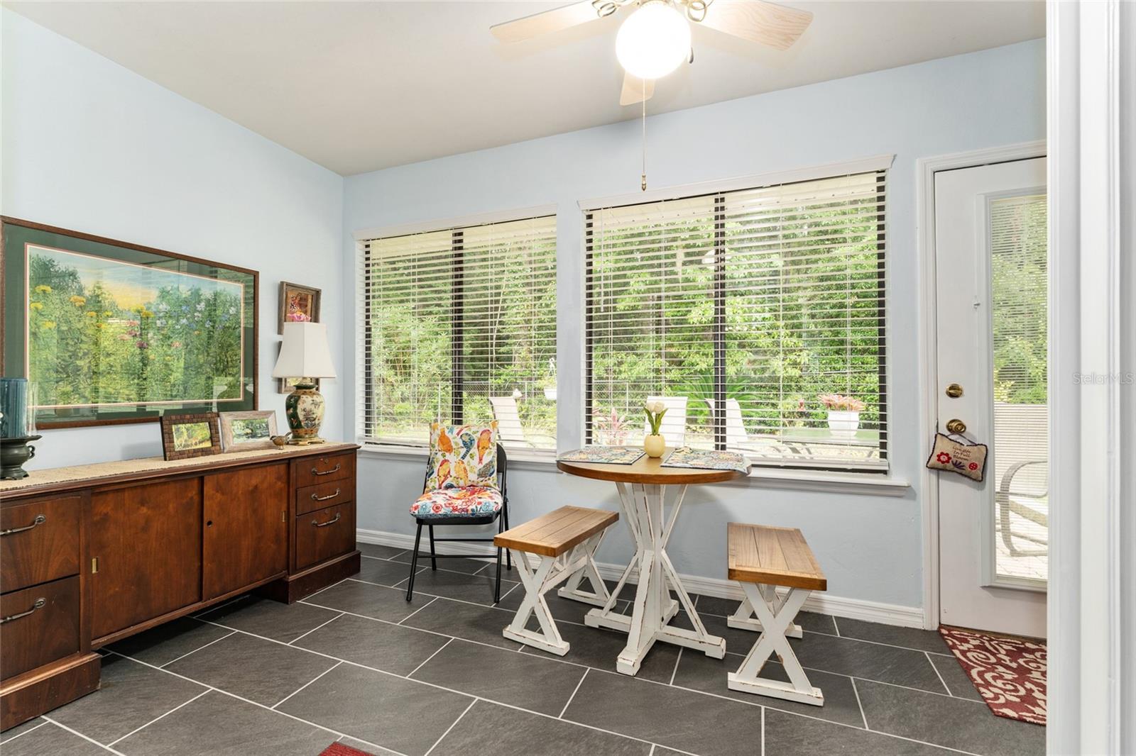 Image 31 of 46 For 10922 Palmetto Boulevard