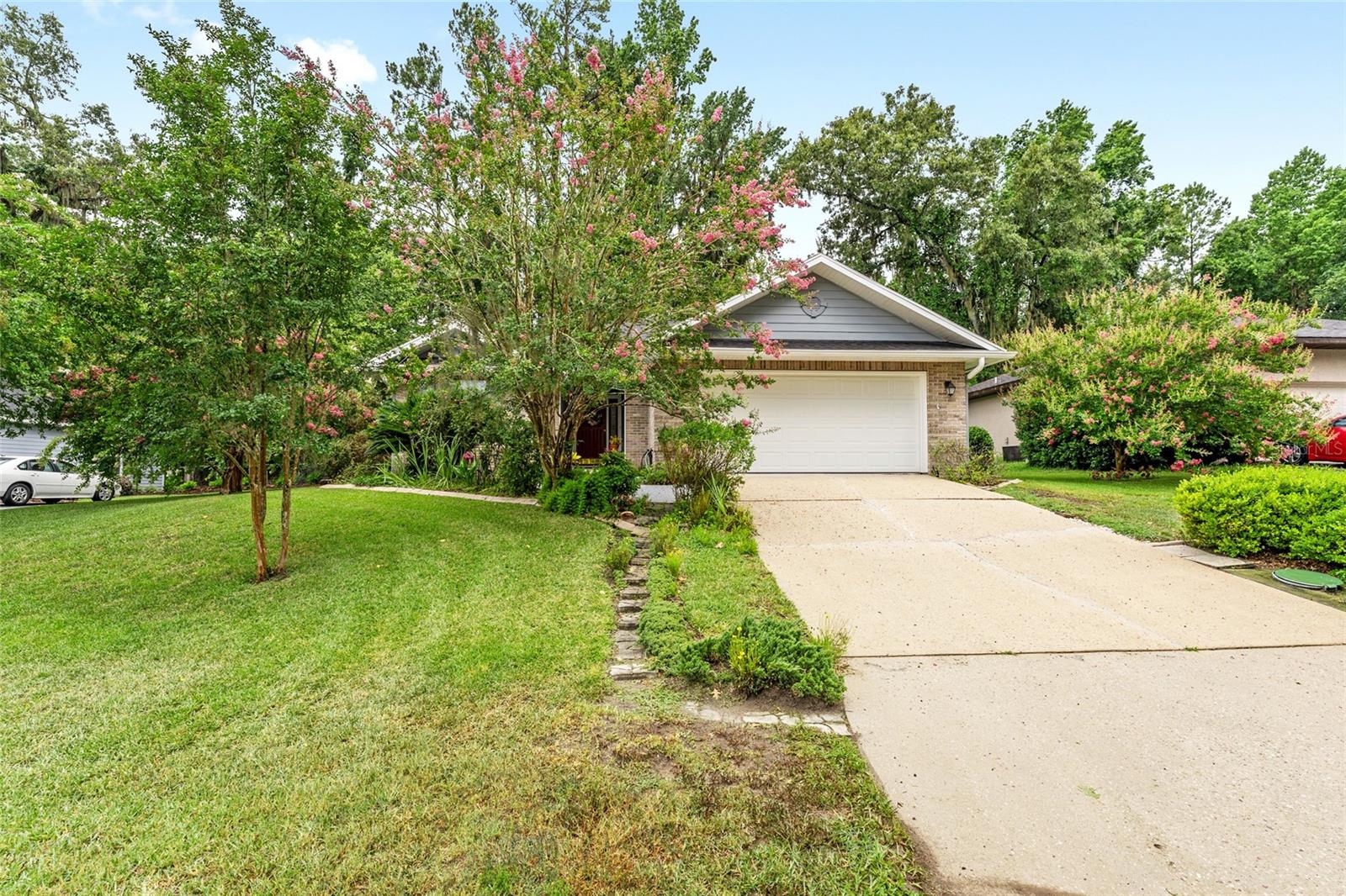 Image 36 of 46 For 10922 Palmetto Boulevard