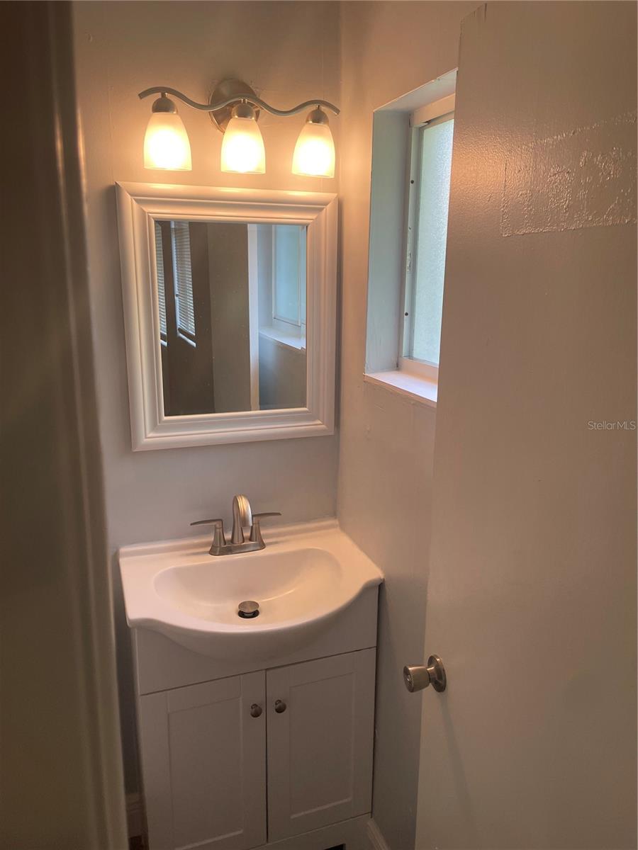 Image 15 of 26 For 112 29th Street