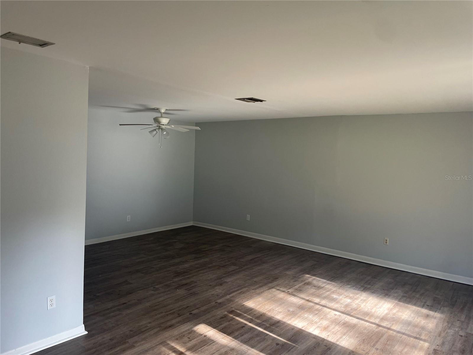 Image 3 of 26 For 112 29th Street