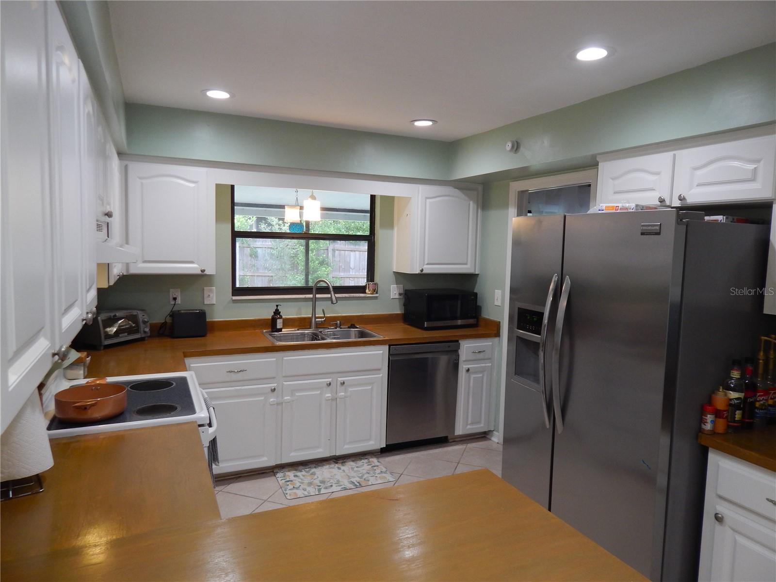 Image 11 of 53 For 10912 36th Place
