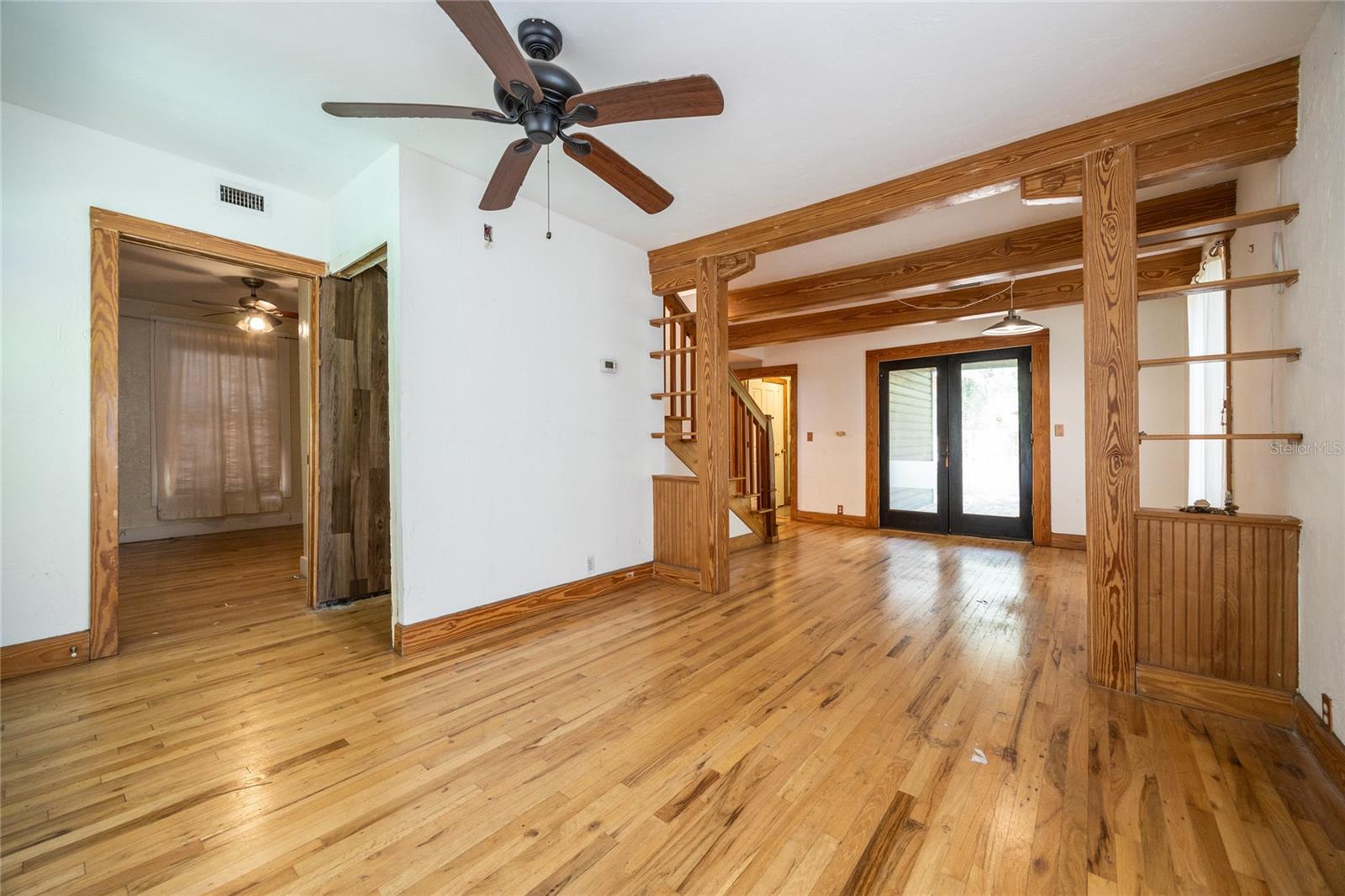 Image 11 of 49 For 407 8th Street
