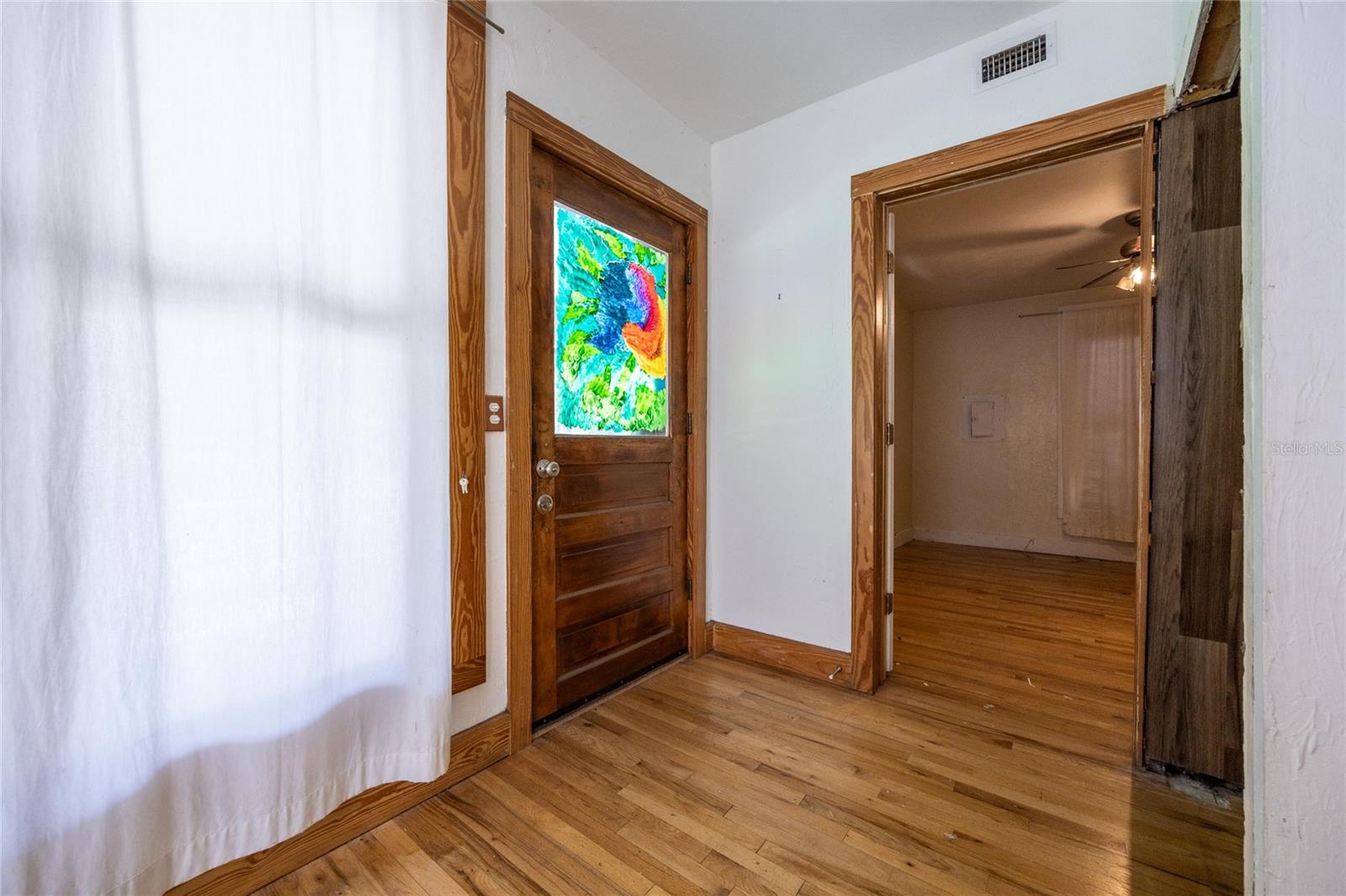Image 3 of 49 For 407 8th Street