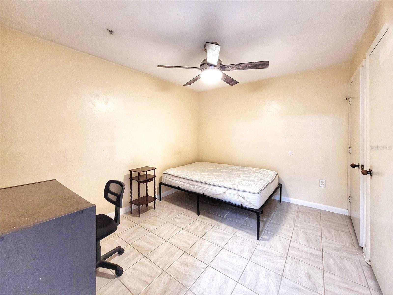 Image 11 of 29 For 4000 23rd Street 2-104
