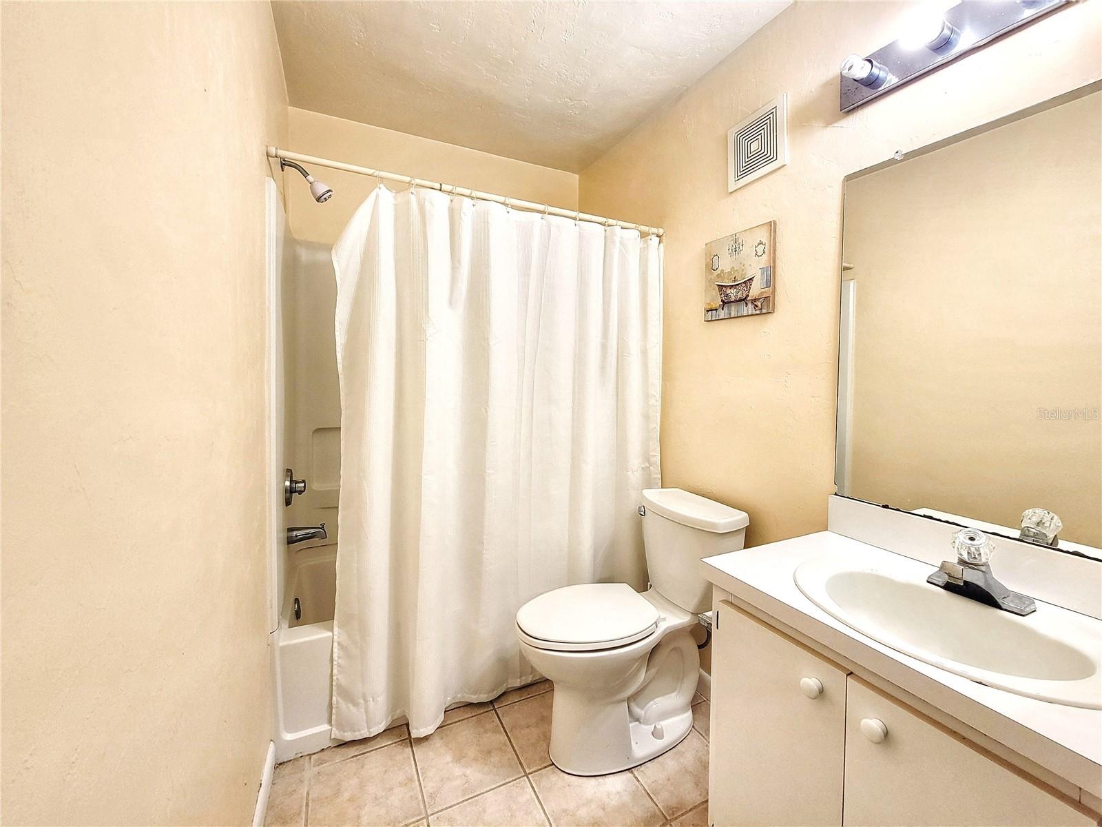Image 14 of 29 For 4000 23rd Street 2-104
