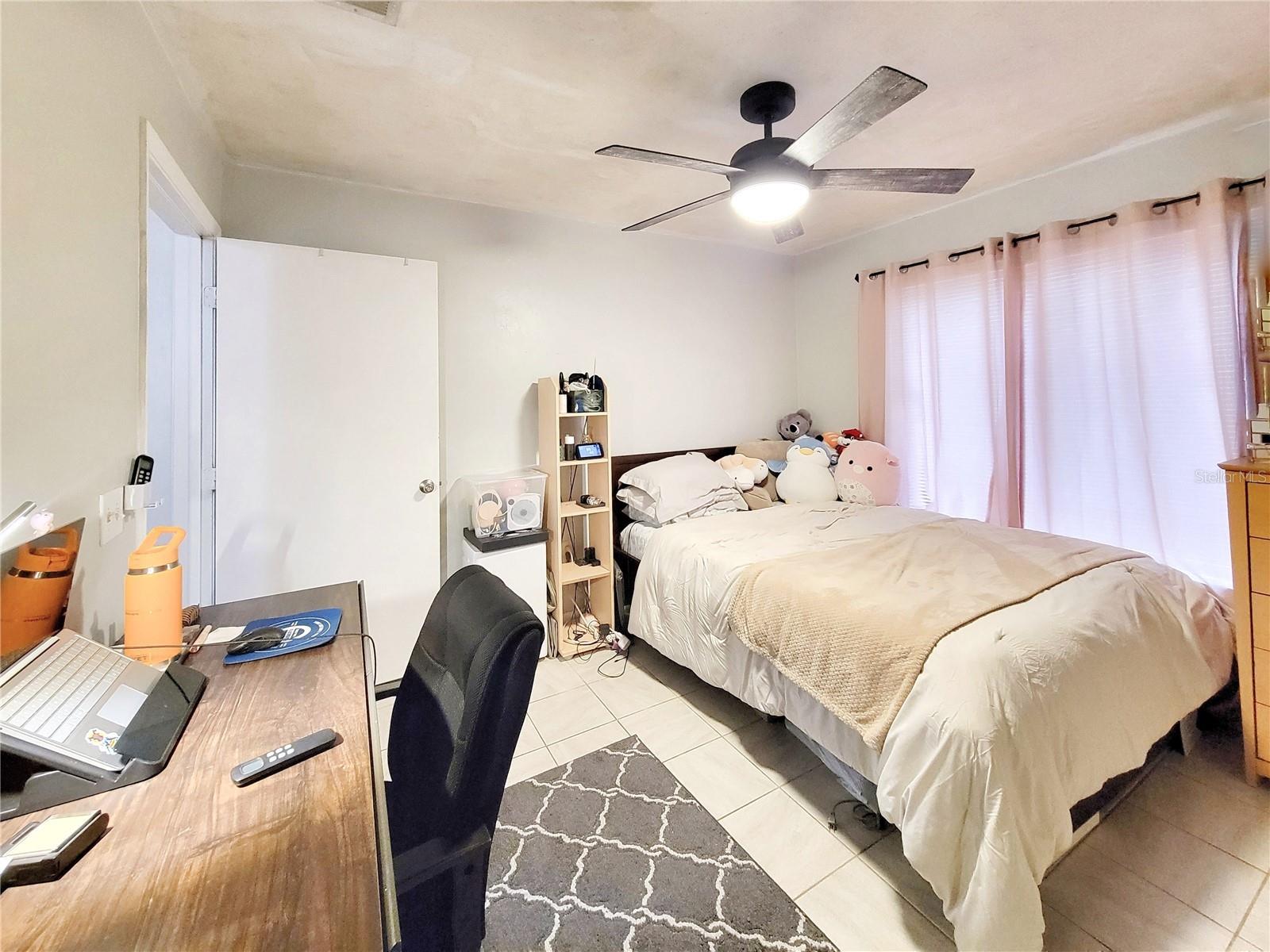 Image 16 of 29 For 4000 23rd Street 2-104