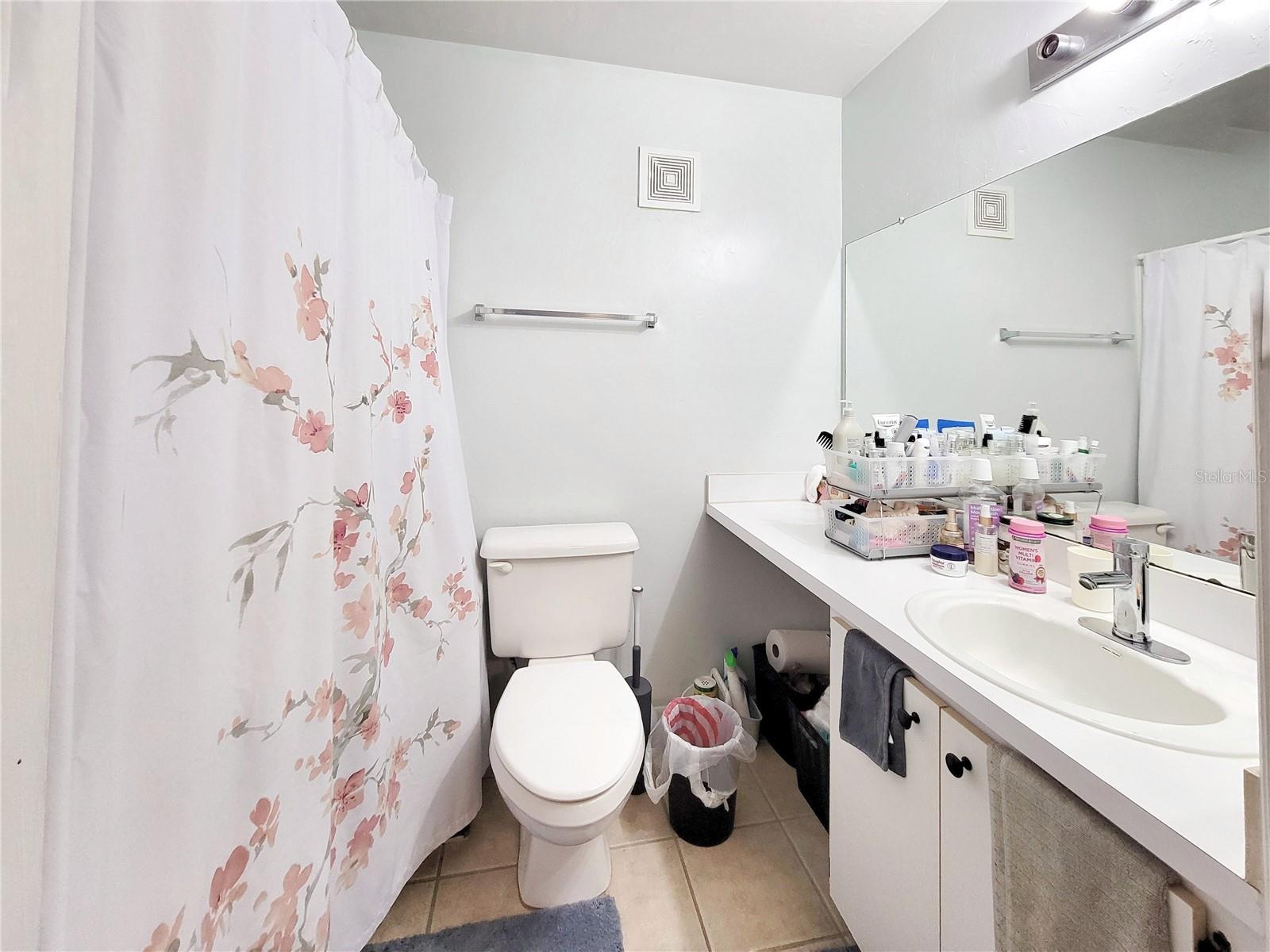 Image 17 of 29 For 4000 23rd Street 2-104