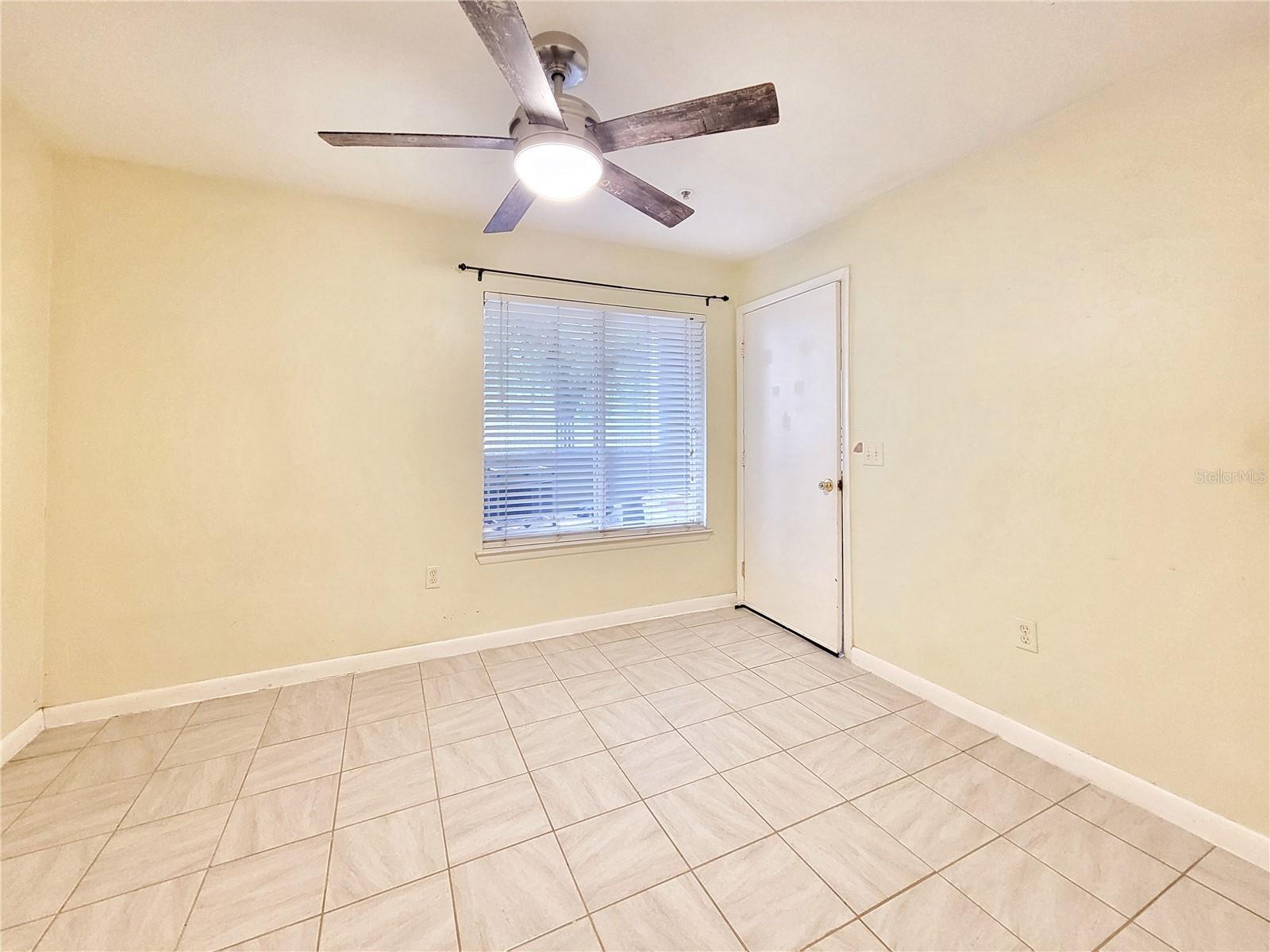 Image 19 of 29 For 4000 23rd Street 2-104