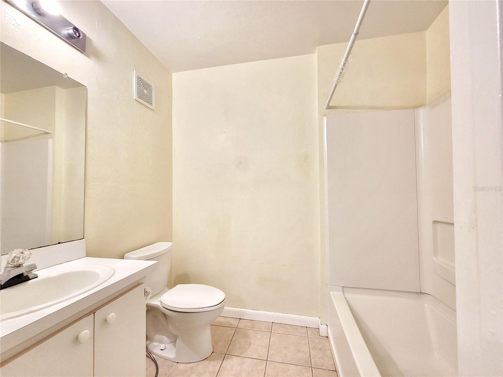 Image 20 of 29 For 4000 23rd Street 2-104
