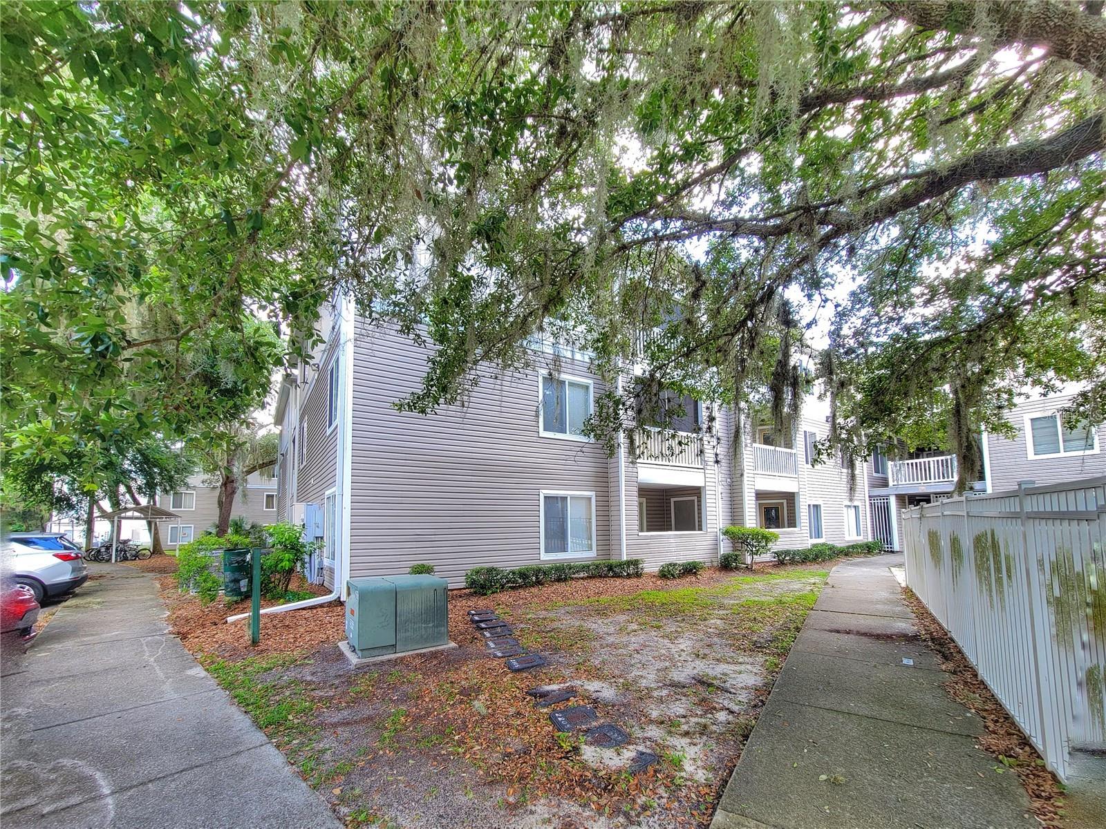 Image 4 of 29 For 4000 23rd Street 2-104
