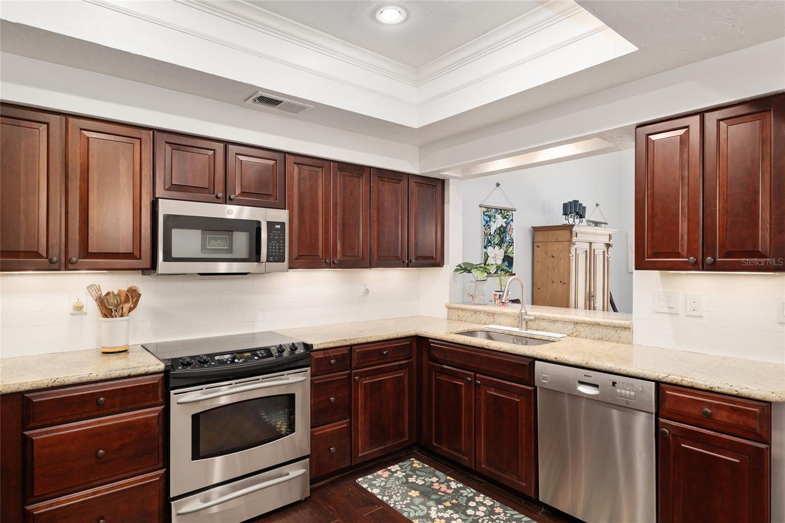 Image 36 of 96 For 5315 9th Lane