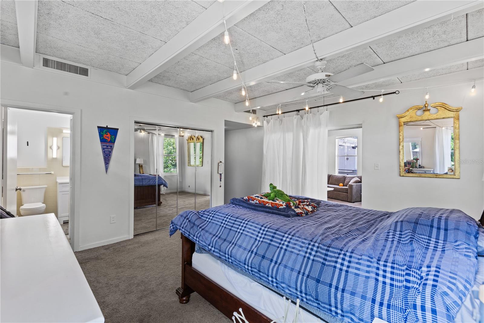Image 24 of 34 For 813 22nd Street