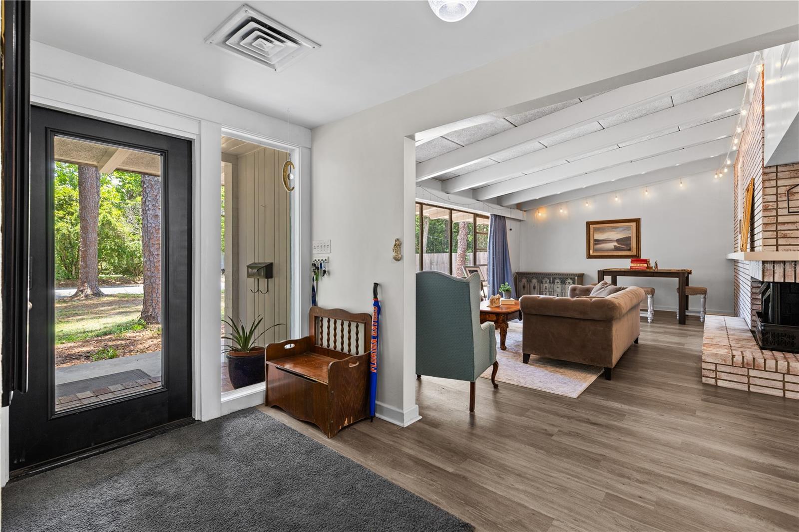 Image 7 of 34 For 813 22nd Street