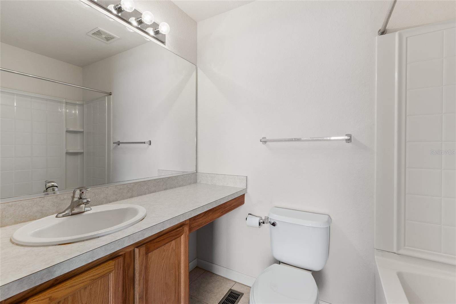 Image 16 of 23 For 4426 49th Avenue