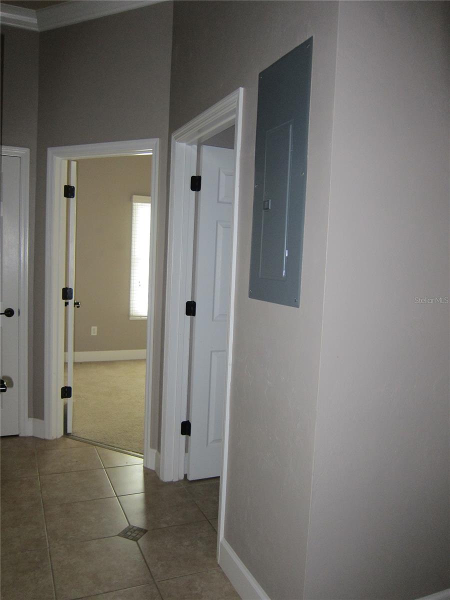 Image 16 of 26 For 5213 91 Drive 20