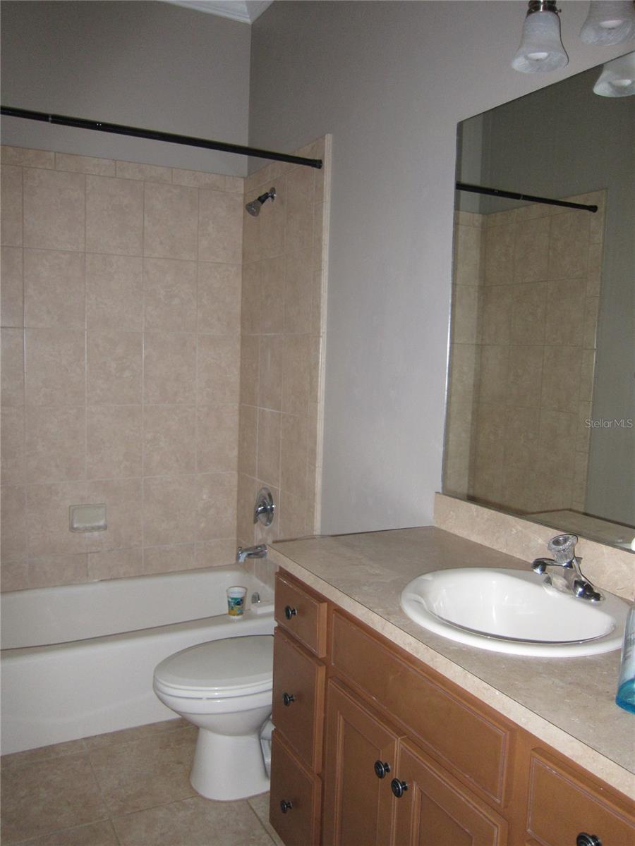 Image 17 of 26 For 5213 91 Drive 20
