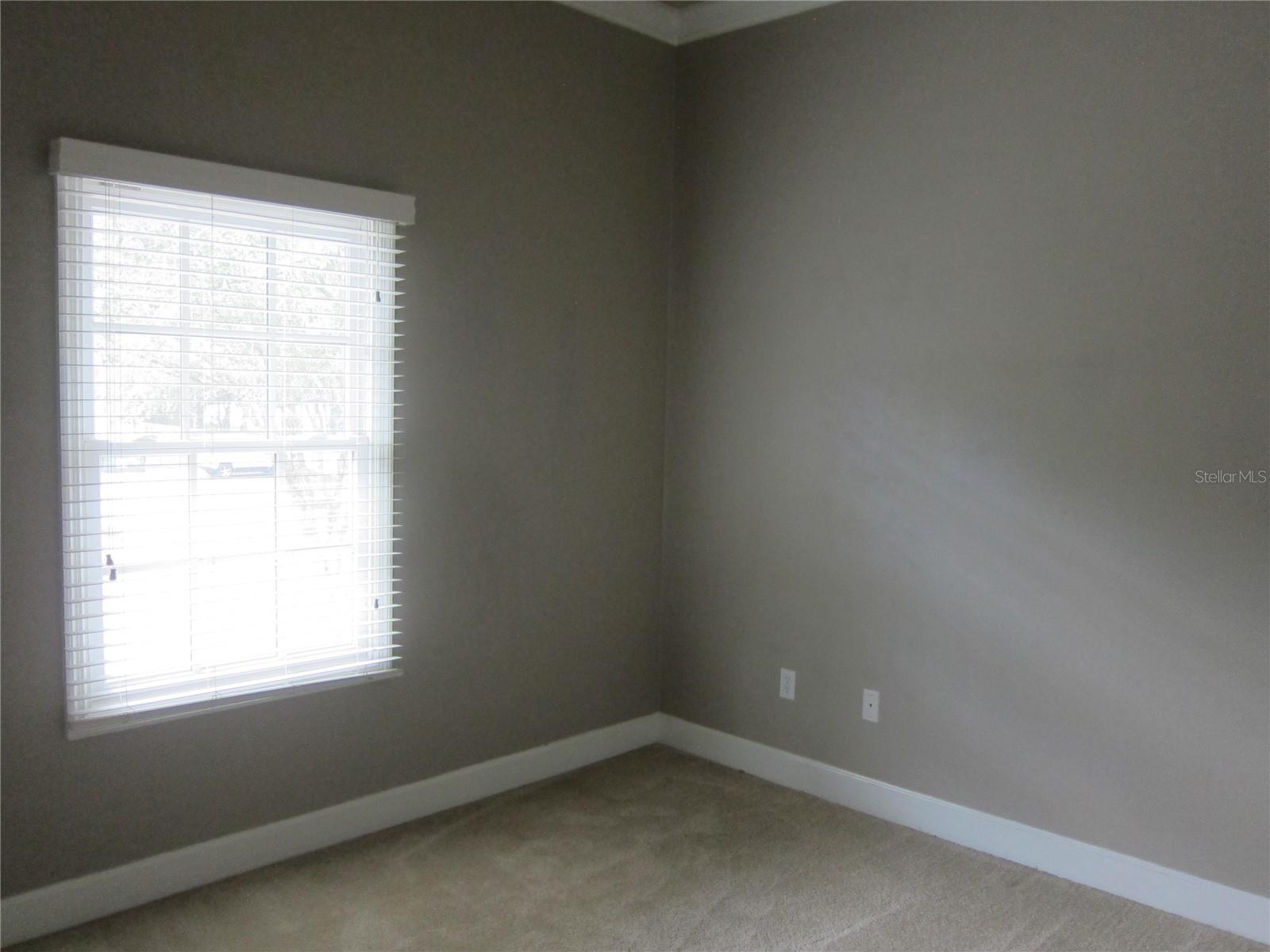 Image 18 of 26 For 5213 91 Drive 20