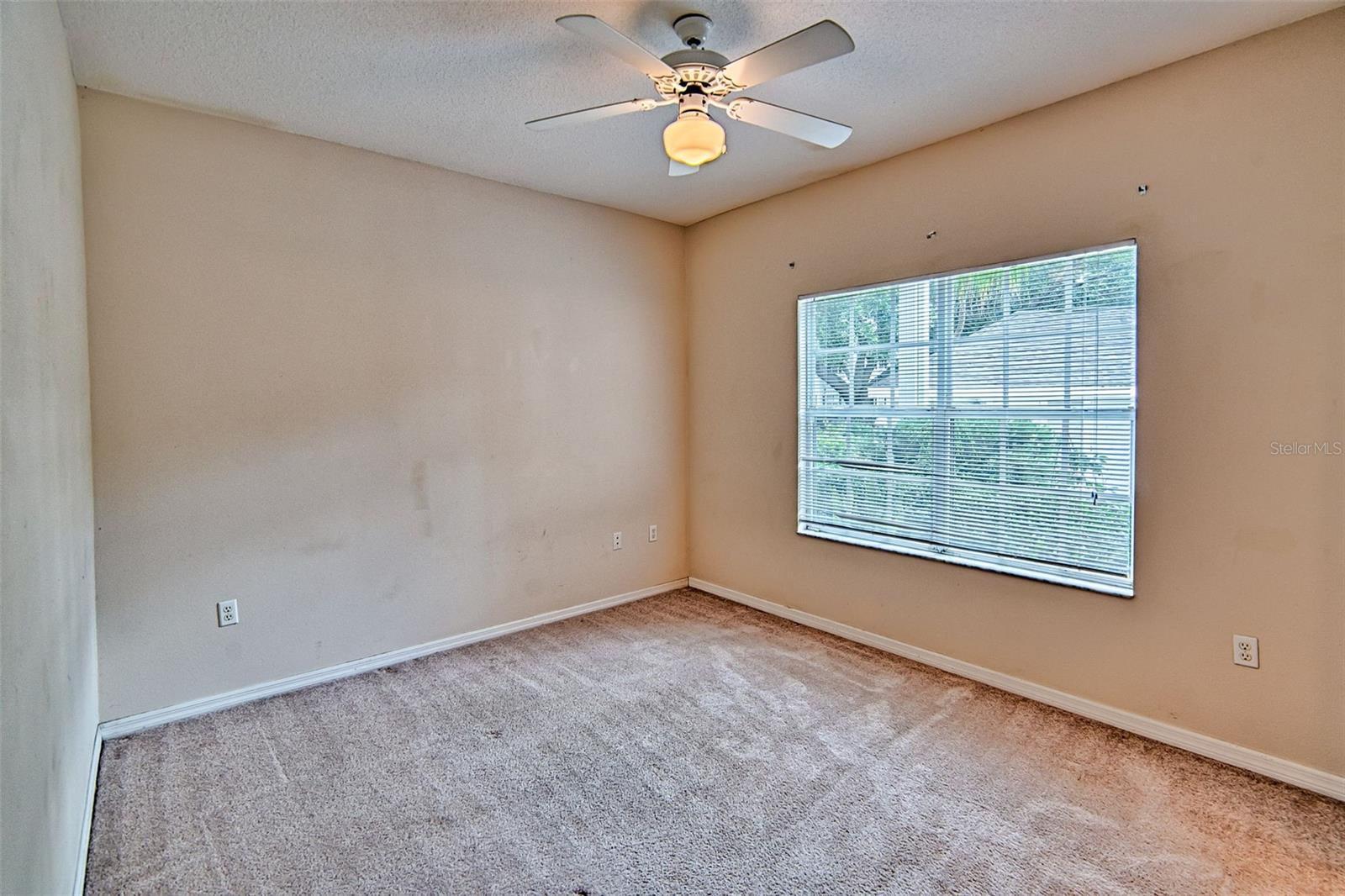 Image 17 of 26 For 10000 52nd Avenue 148