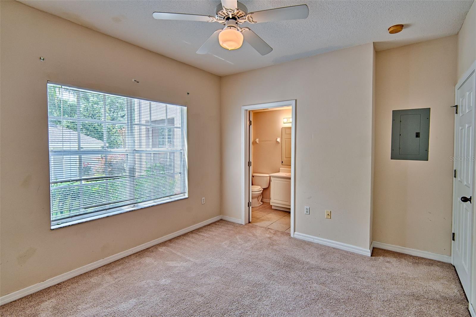 Image 18 of 26 For 10000 52nd Avenue 148