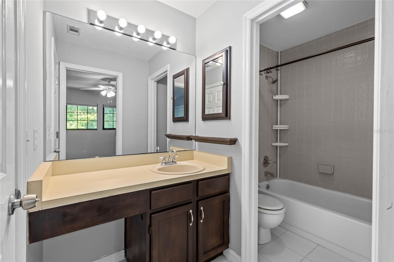 Image 22 of 24 For 7074 52nd Terrace