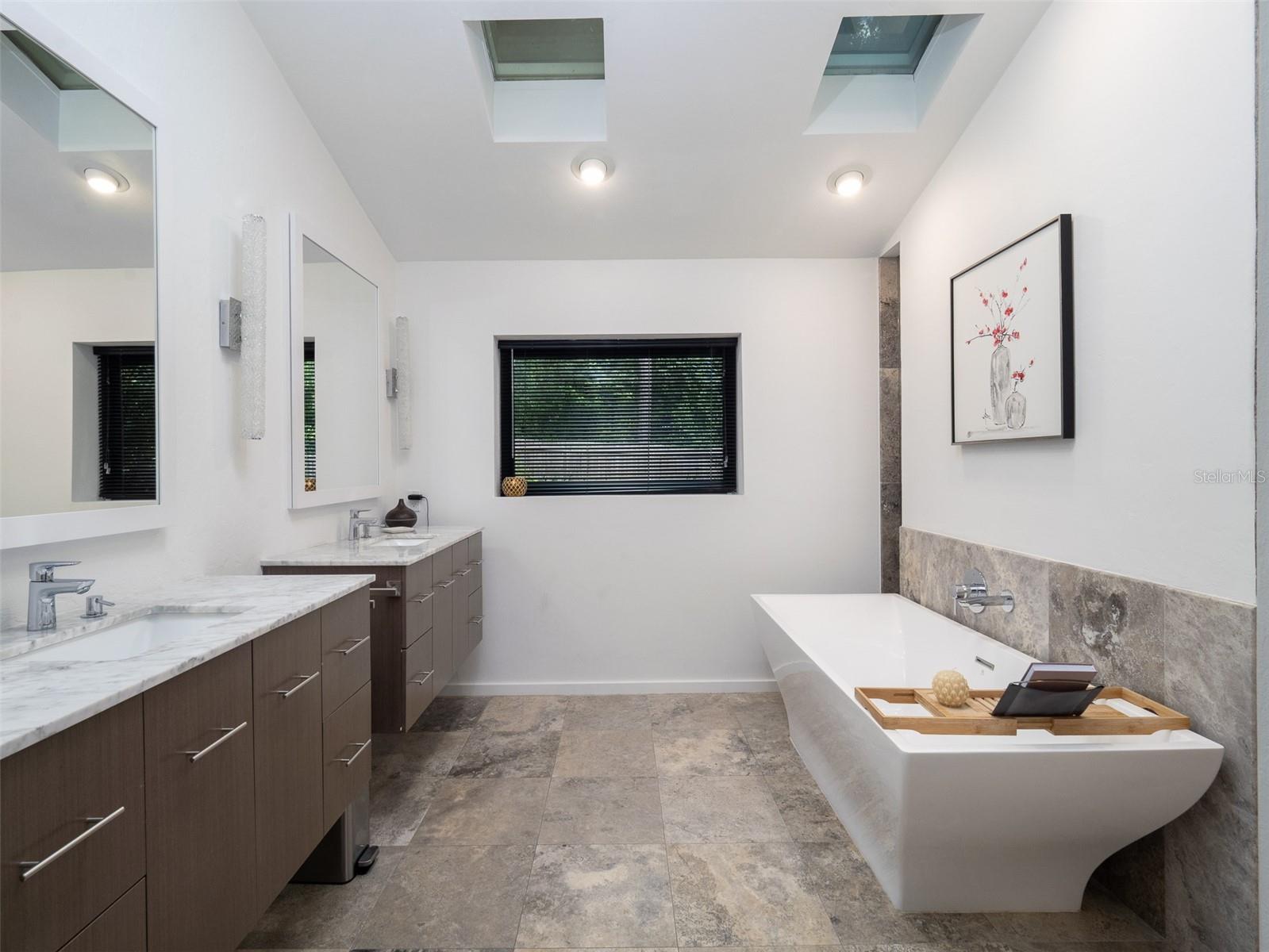 Image 13 of 61 For 2261 24th Avenue
