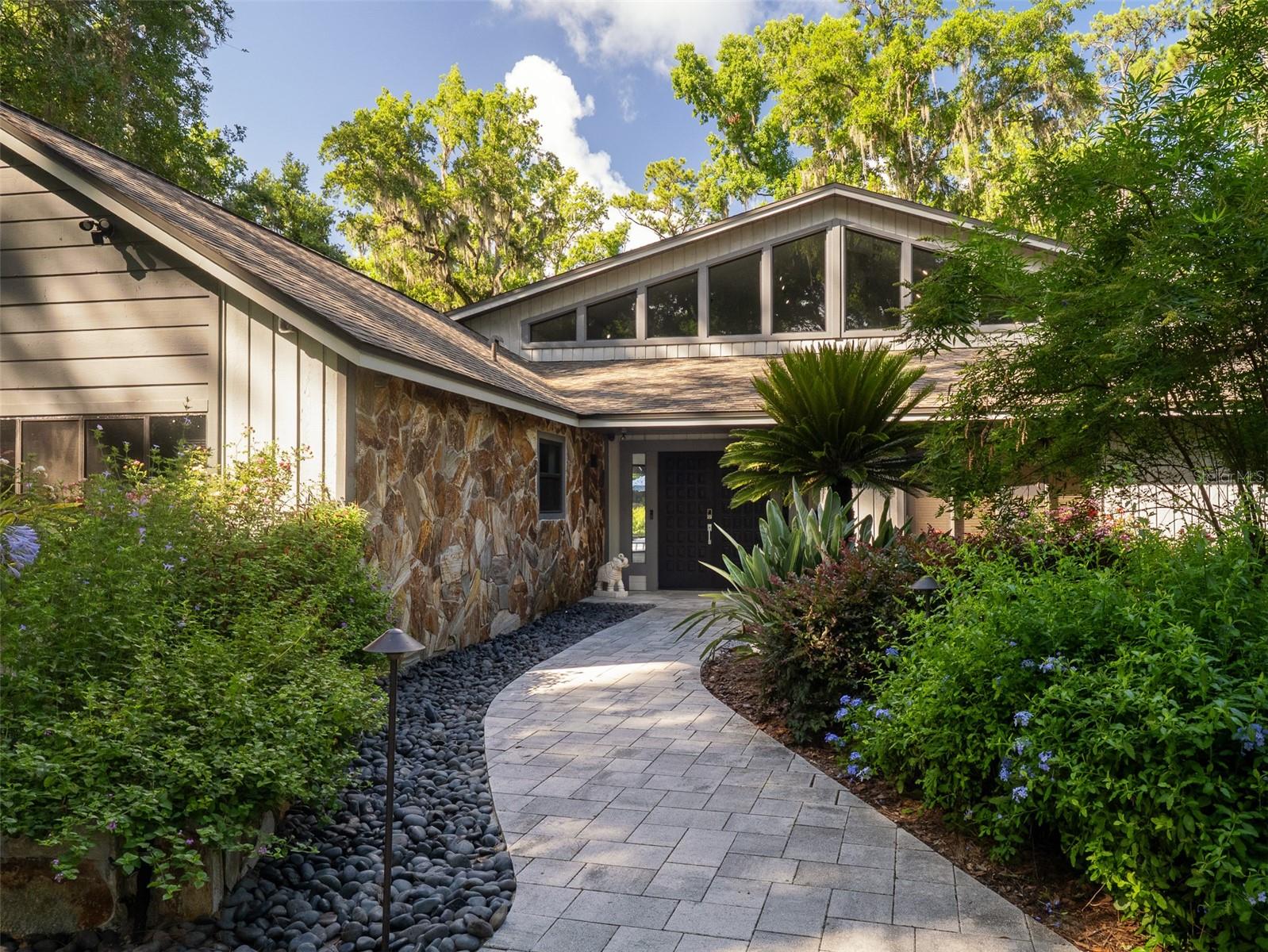 Image 3 of 61 For 2261 24th Avenue