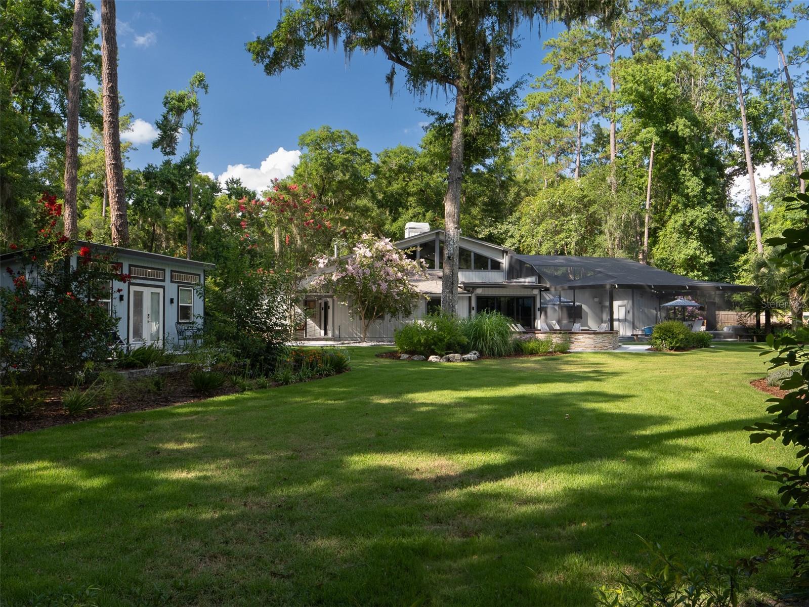 Image 44 of 61 For 2261 24th Avenue