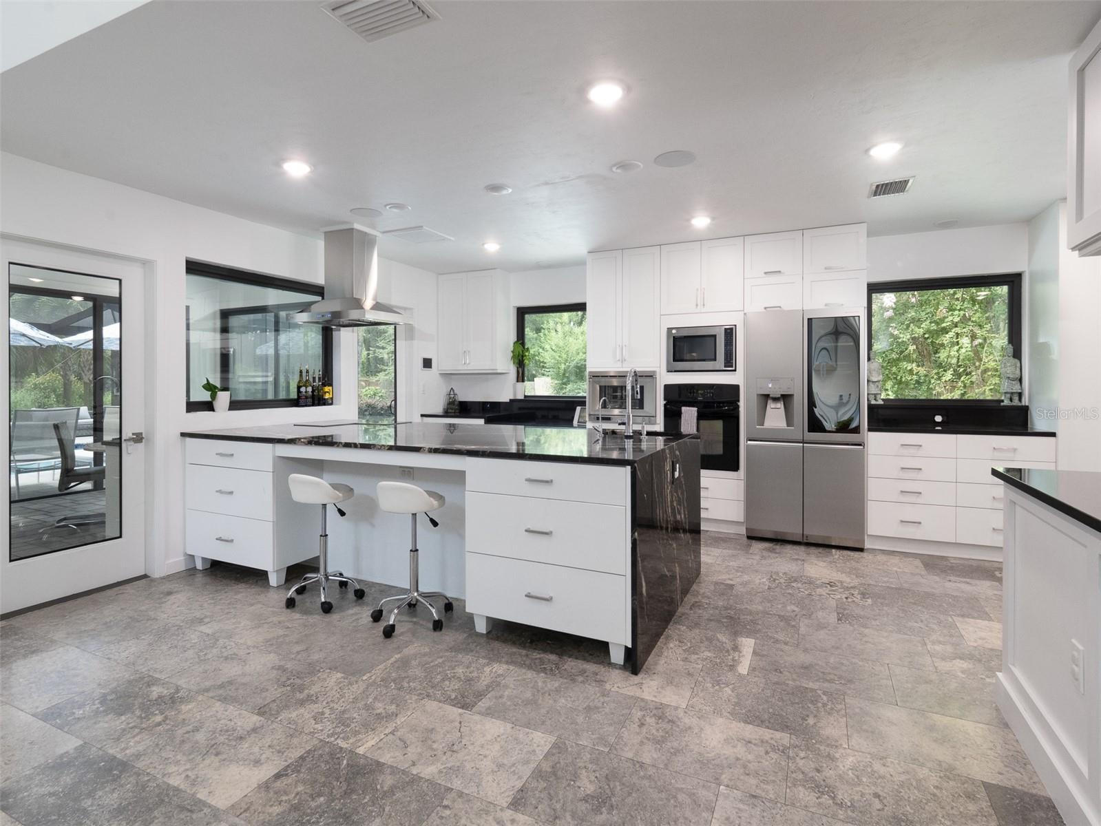 Image 9 of 61 For 2261 24th Avenue