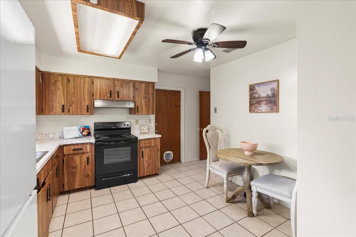 Image 11 of 44 For 4337 43rd Terrace