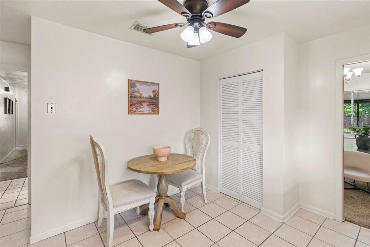Image 15 of 44 For 4337 43rd Terrace