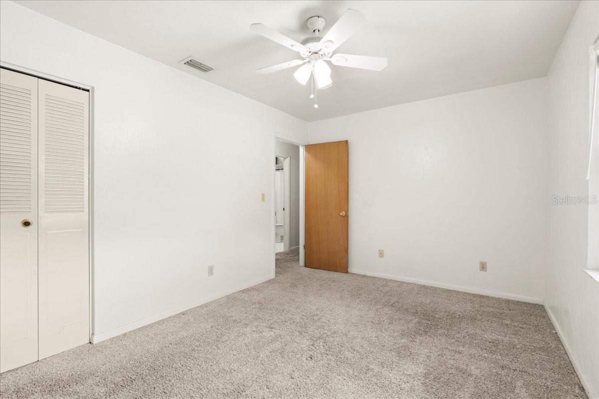 Image 29 of 44 For 4337 43rd Terrace