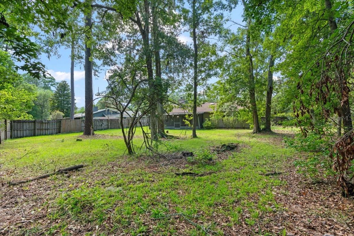 Image 40 of 44 For 4337 43rd Terrace