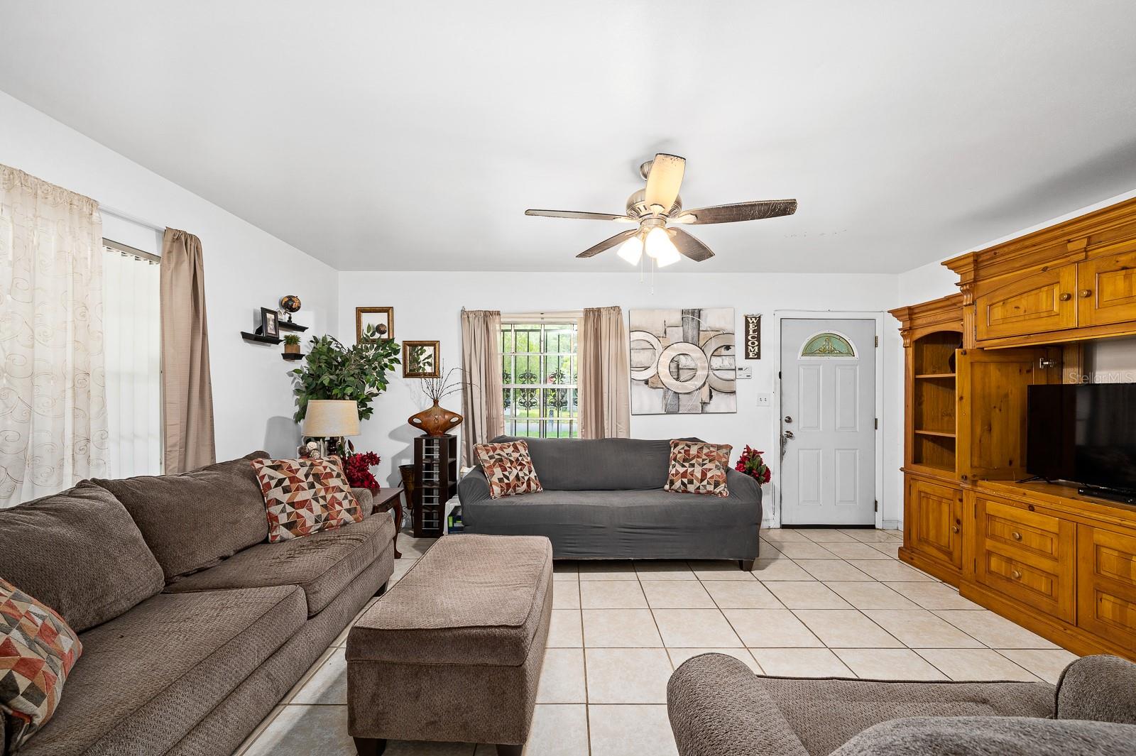 Image 7 of 24 For 1610 16th Terrace