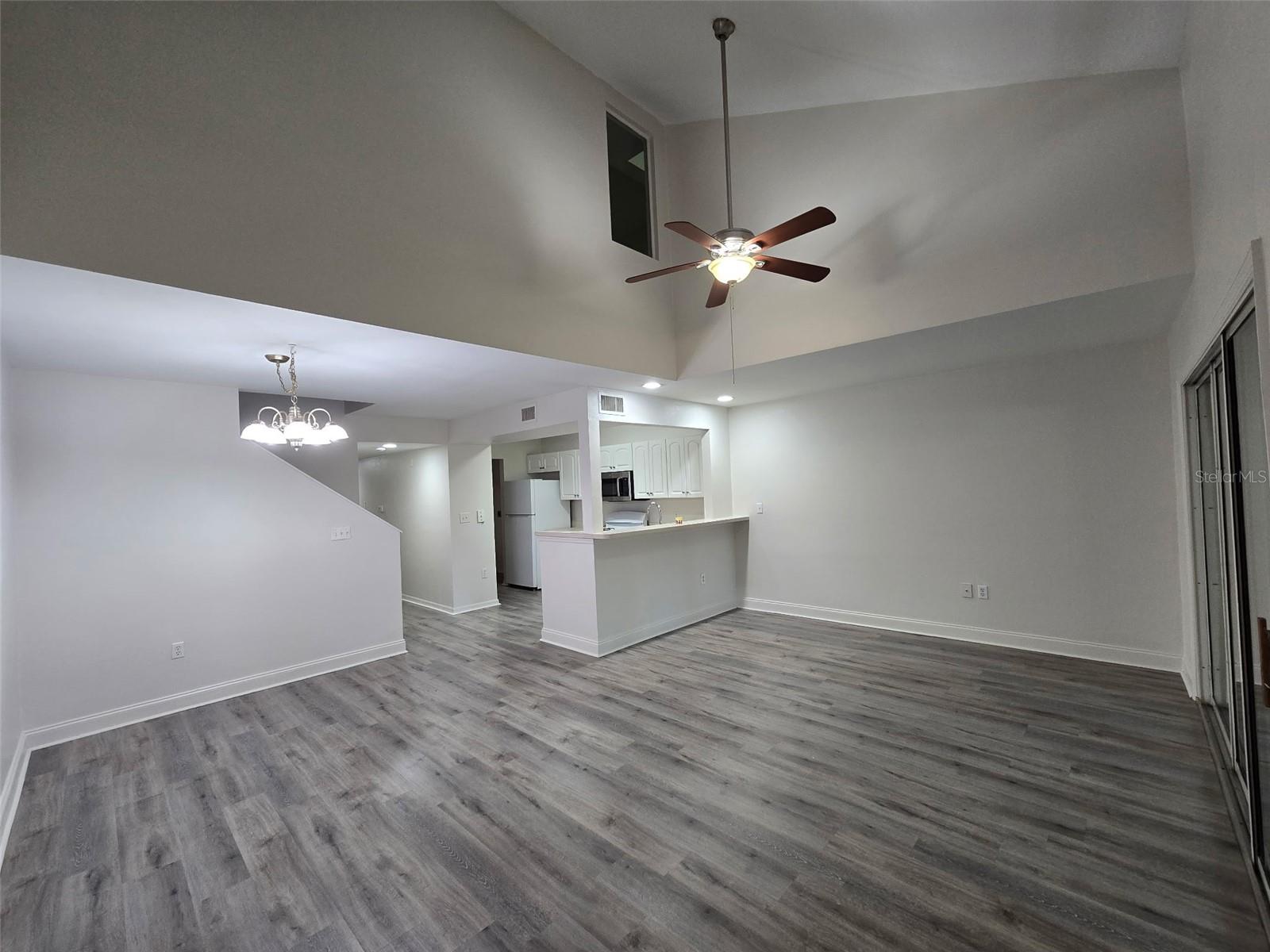 Image 2 of 4 For 1219 55th Street 21