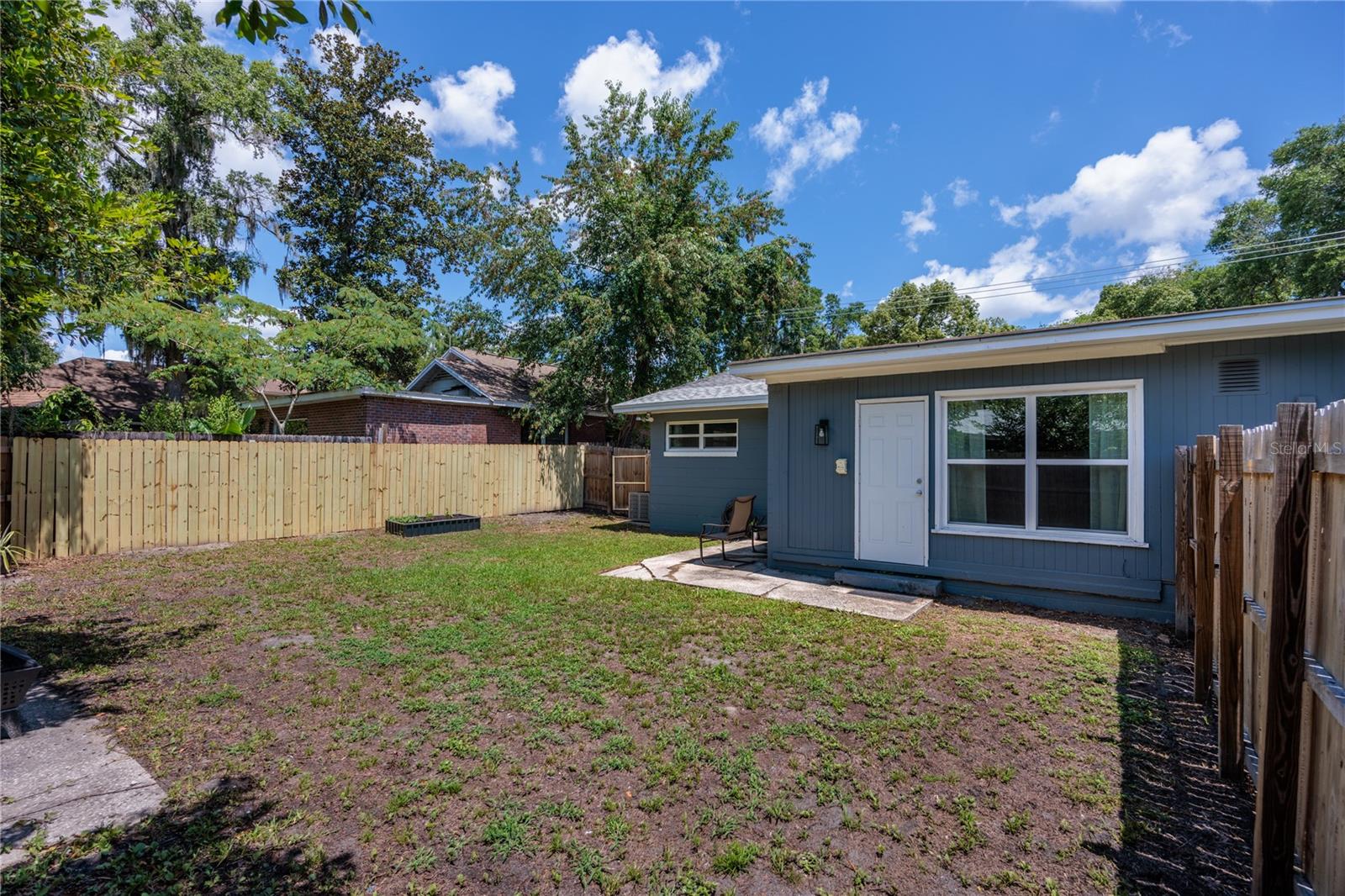 Image 21 of 45 For 725 4th Avenue