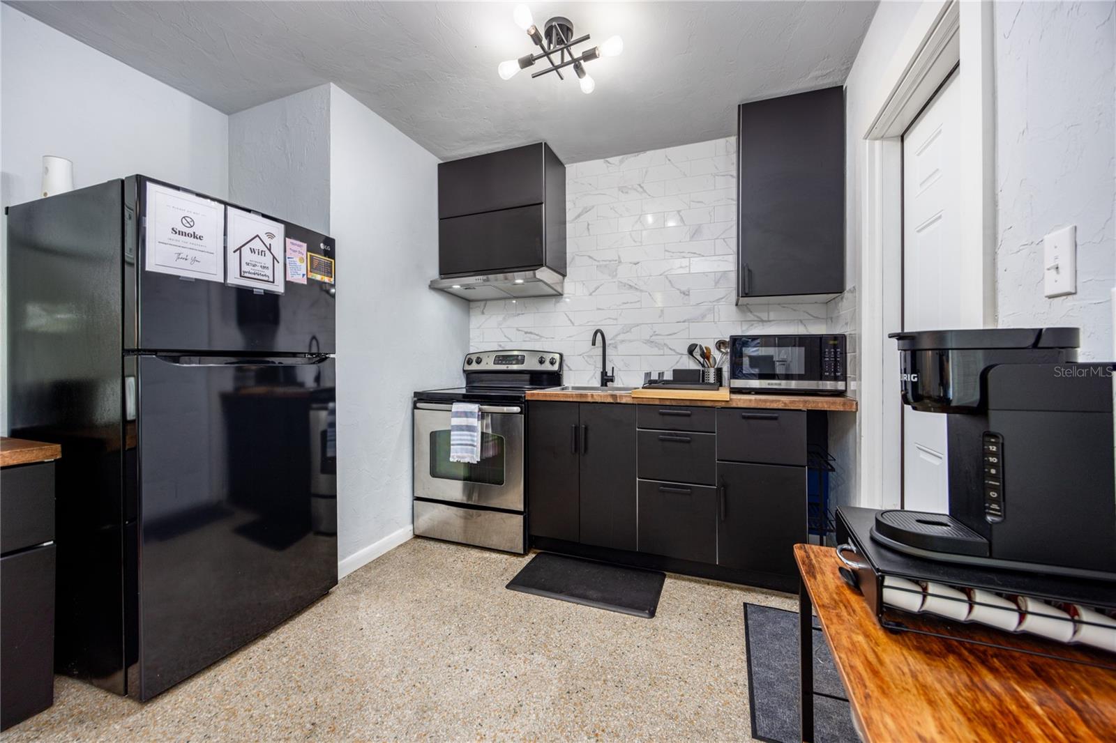Image 33 of 45 For 725 4th Avenue