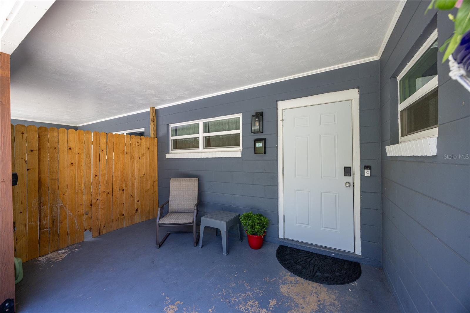 Image 4 of 45 For 725 4th Avenue
