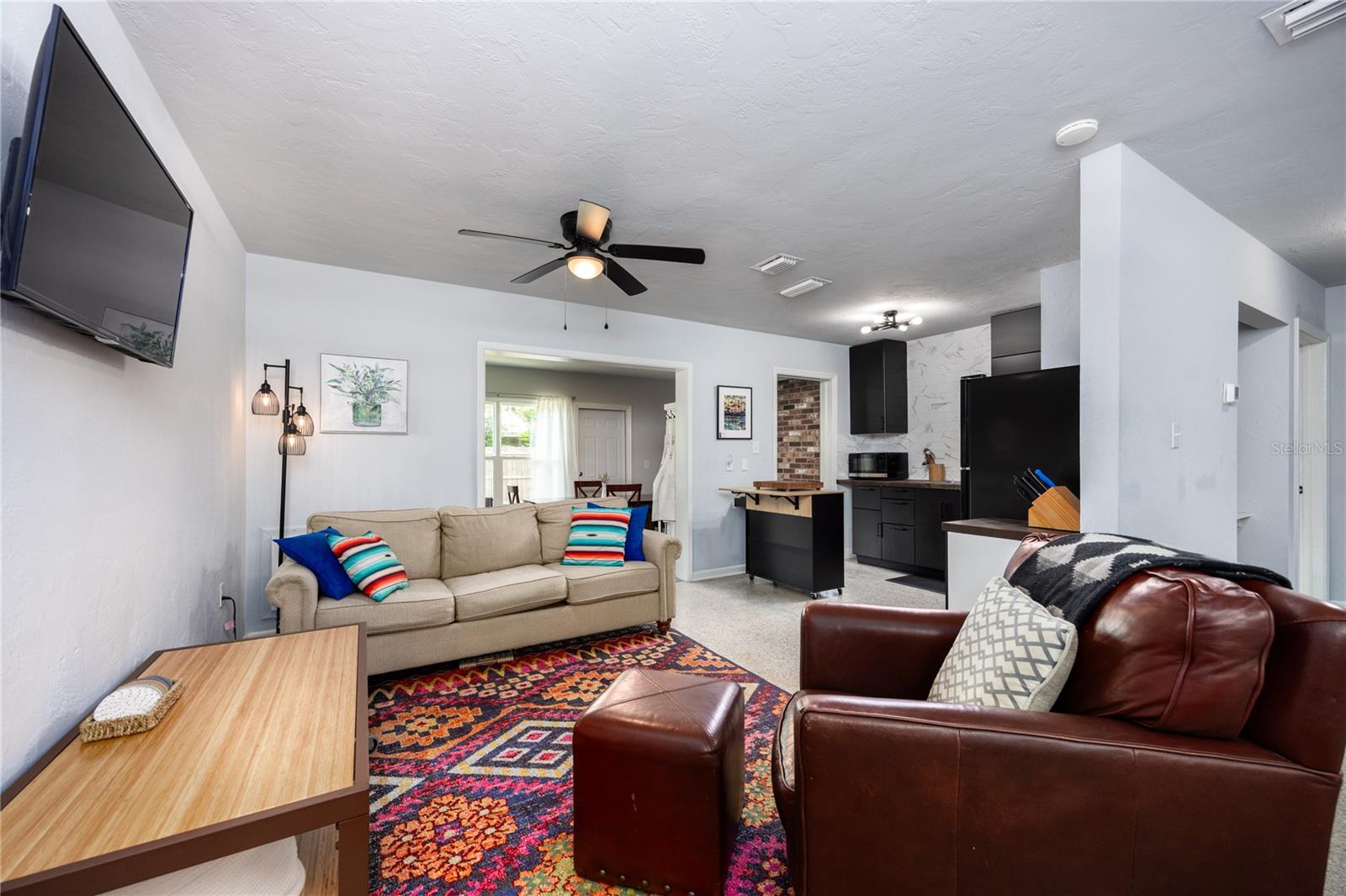 Image 5 of 45 For 725 4th Avenue