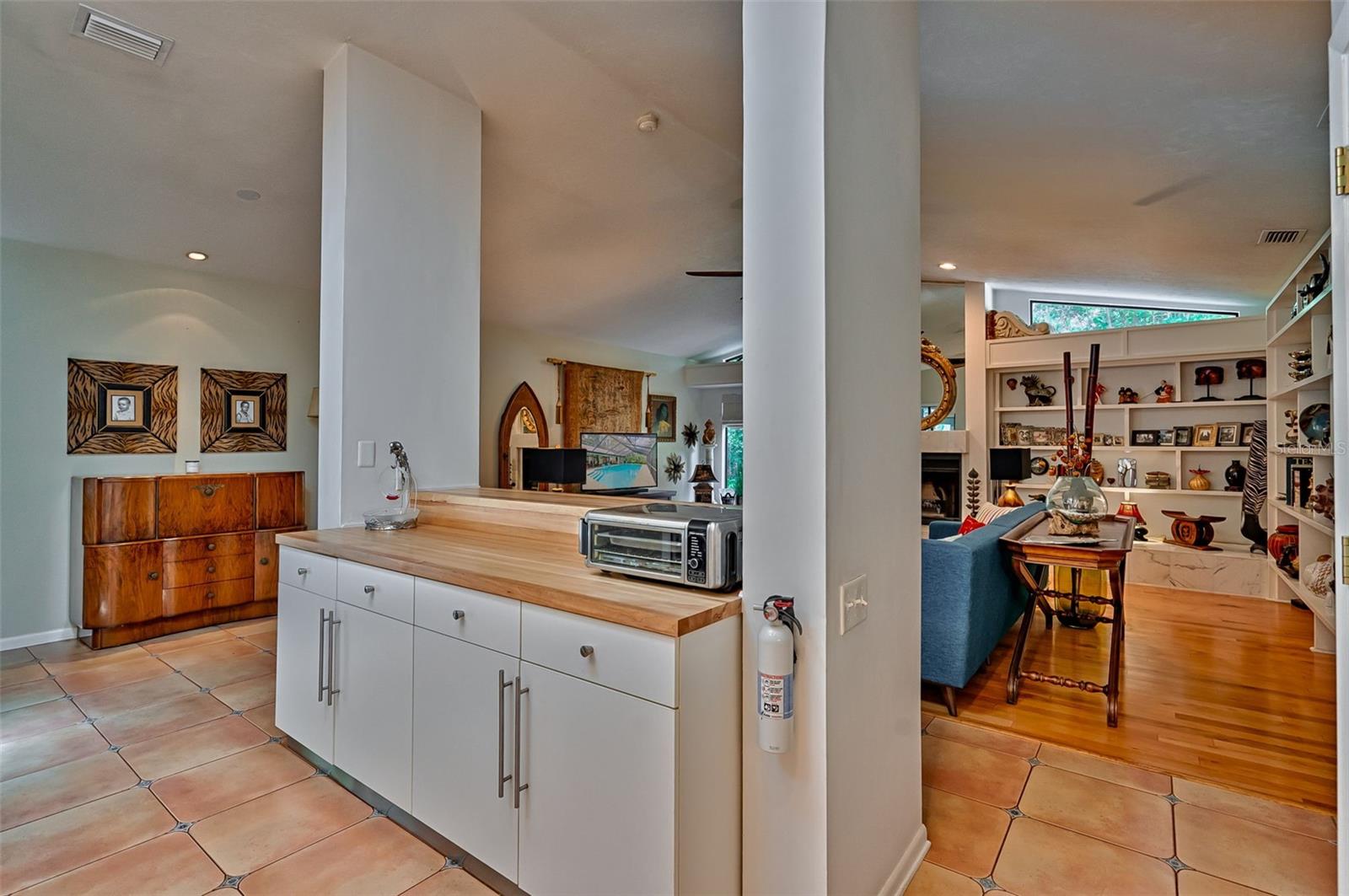 Image 14 of 40 For 2430 38th Drive