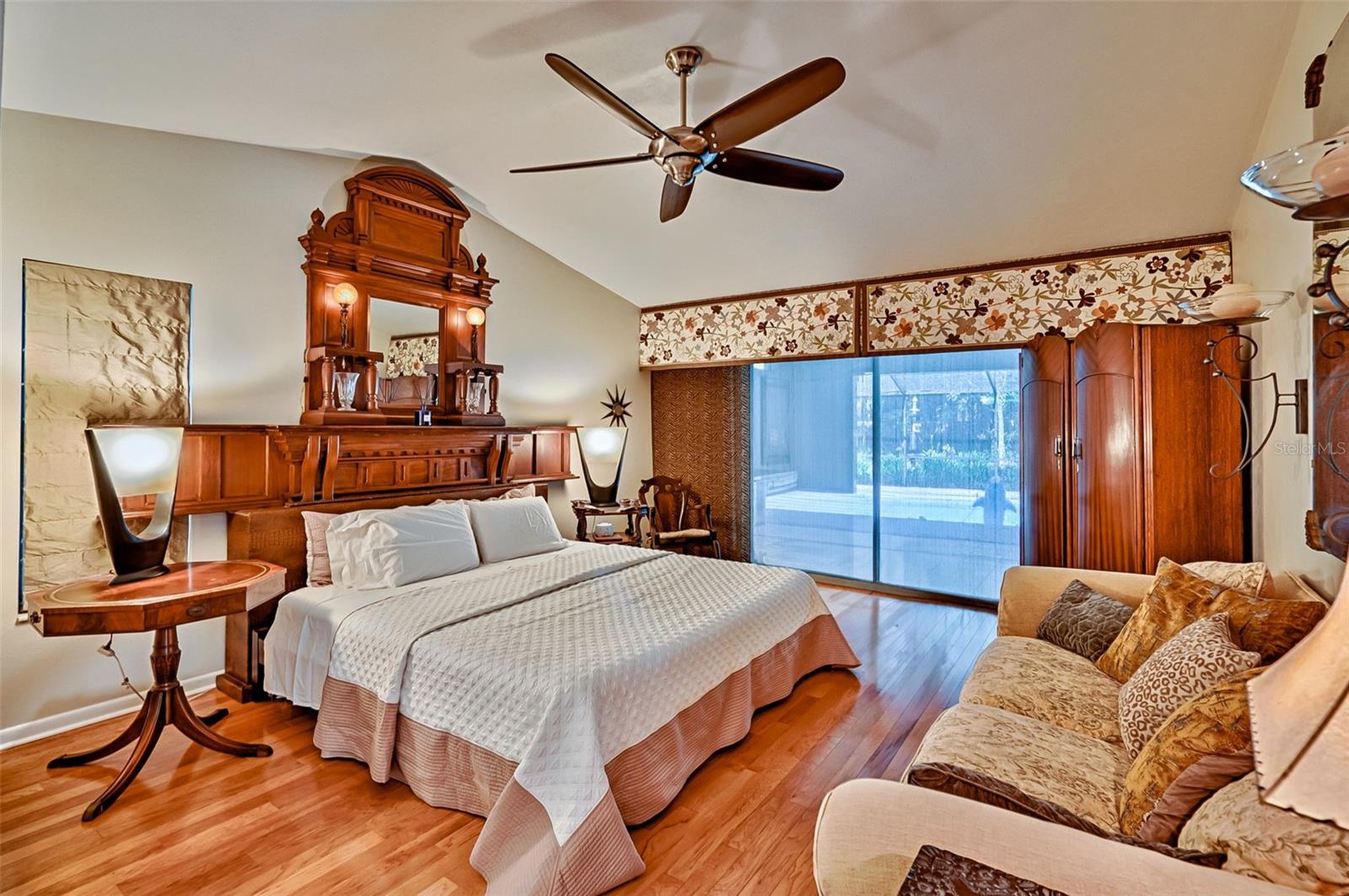 Image 15 of 40 For 2430 38th Drive